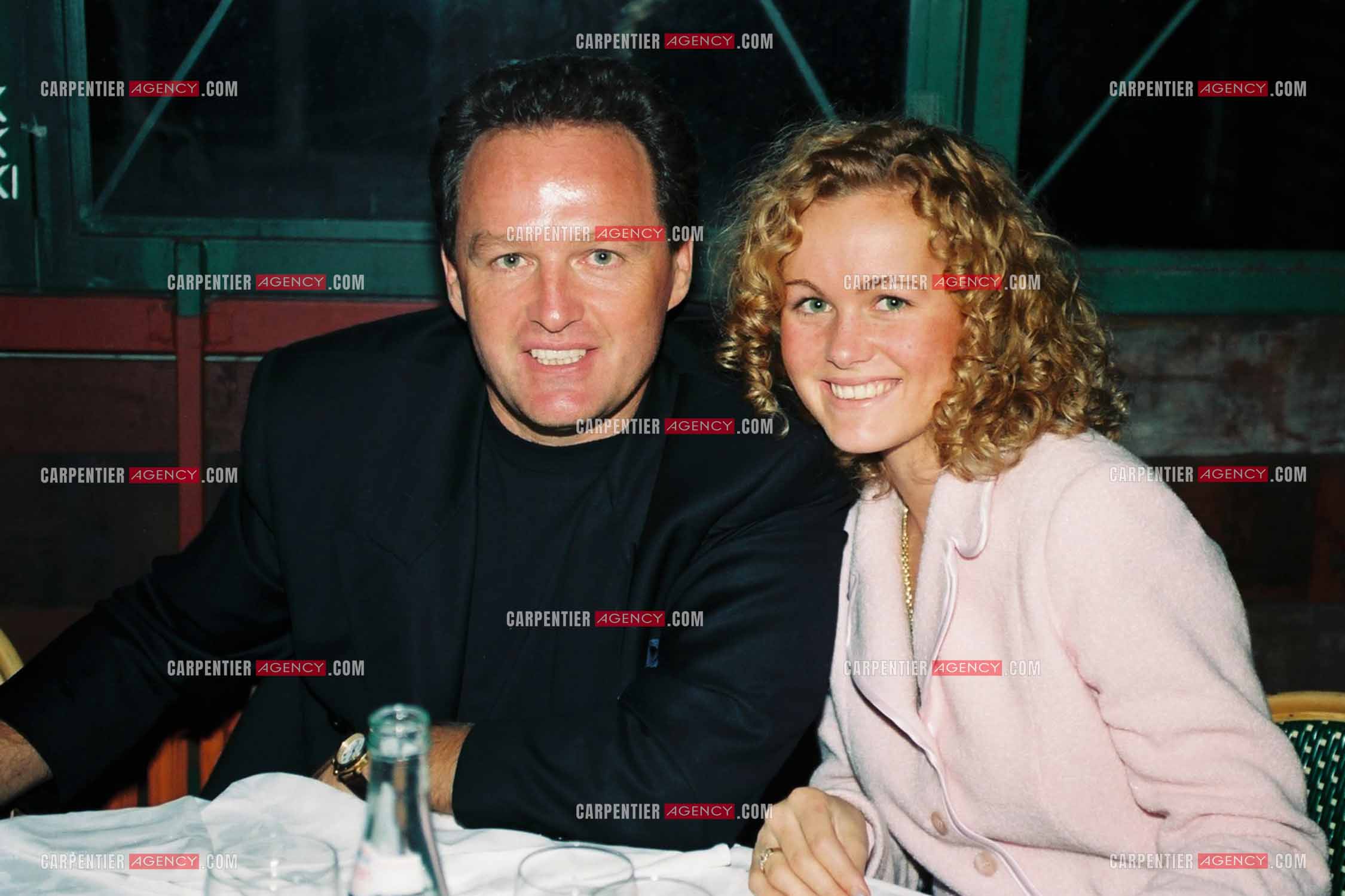 Dîner de production au Quai Ouest à St Cloud pour la dernière date des concerts de Johnny Hallyday au POBB de Paris Bercy. Laeticia et son père André Boudou. ( Exclusif )