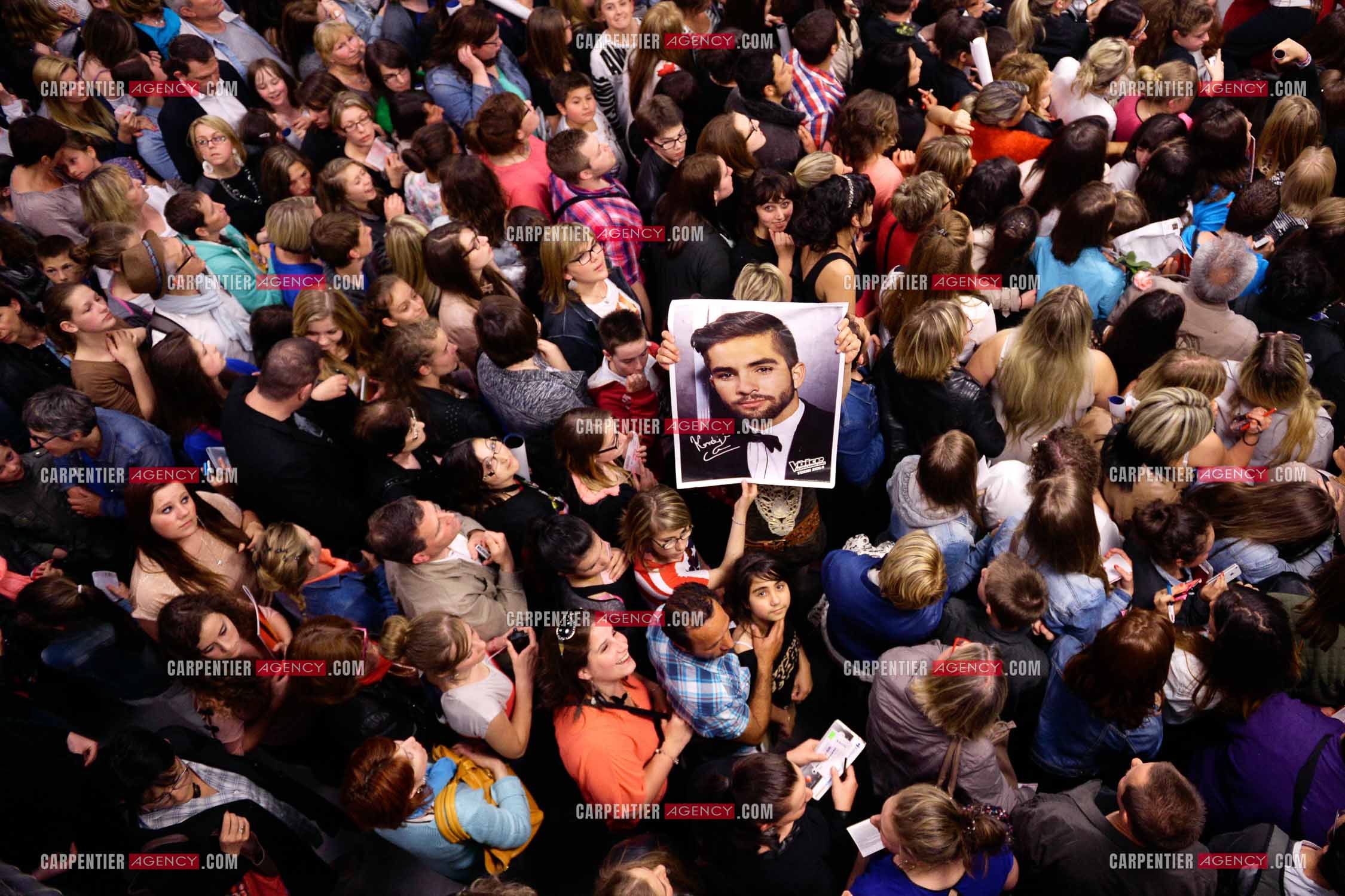Le chanteur Kendji Girac en concert au Zénith de Amiens.
