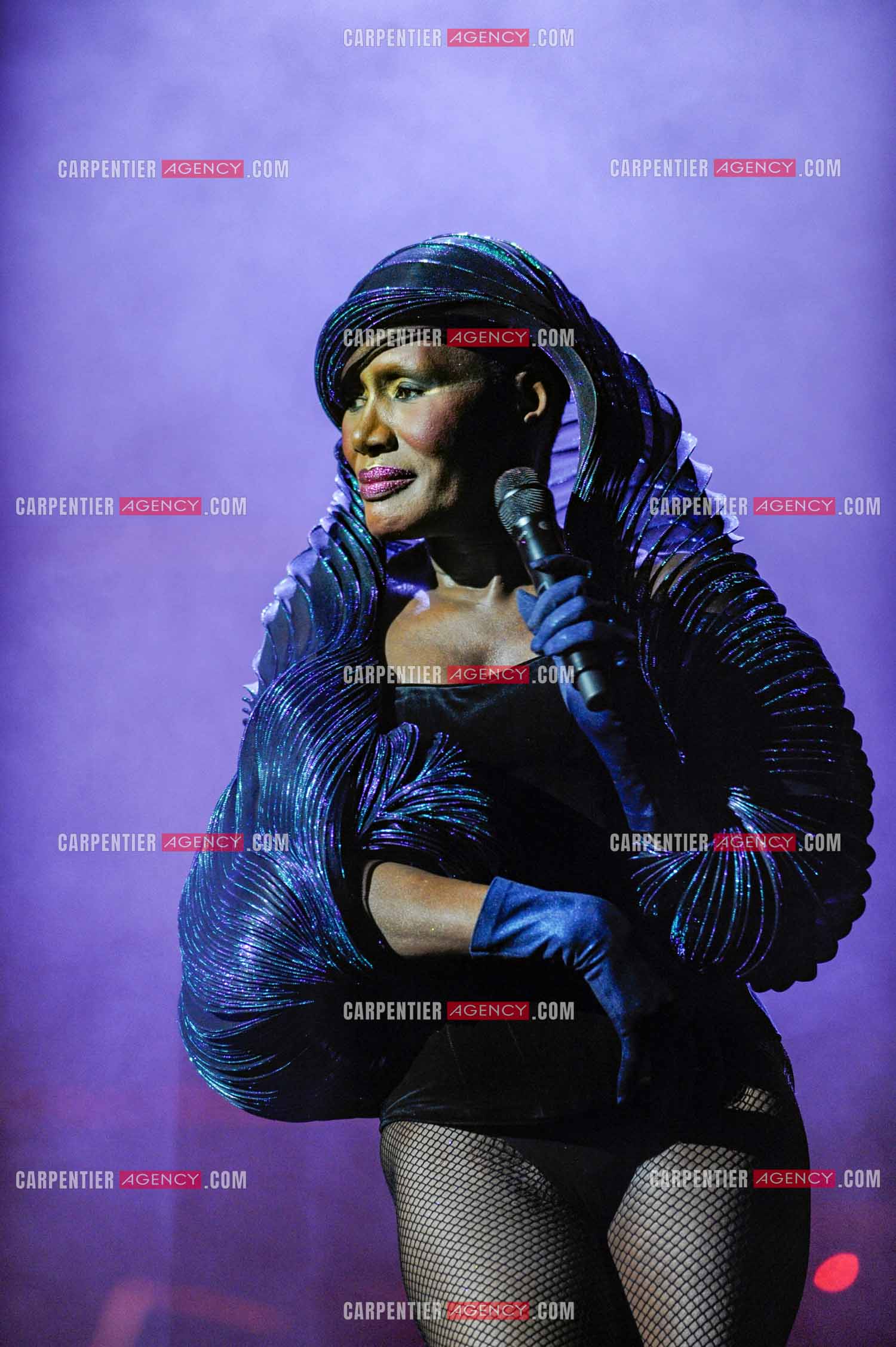 La chanteuse Grace Jones en concert au Grand Rex à Paris le 23 mars 2009.  ( Exclusif )