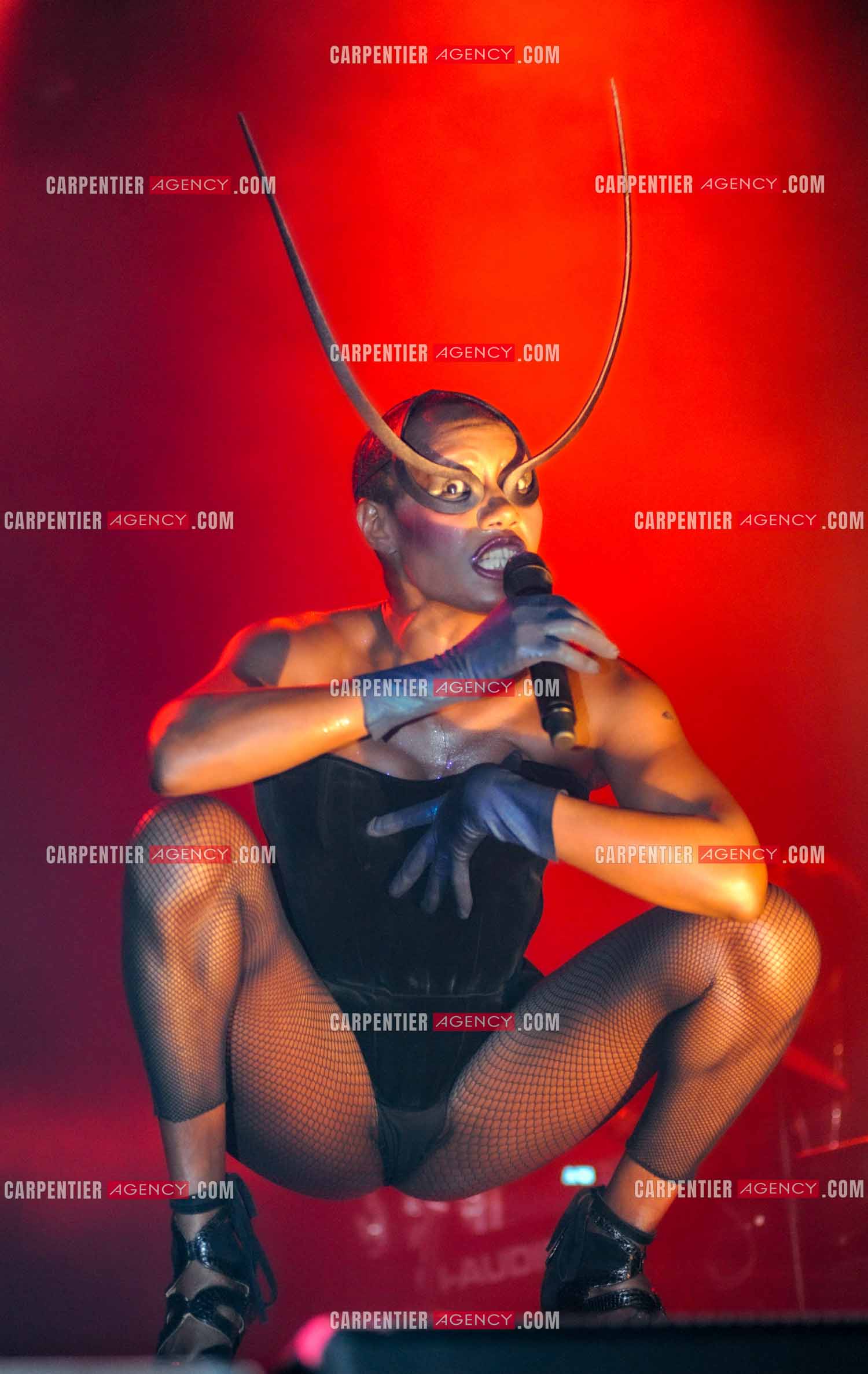 La chanteuse Grace Jones en concert au Grand Rex à Paris le 23 mars 2009.  ( Exclusif )