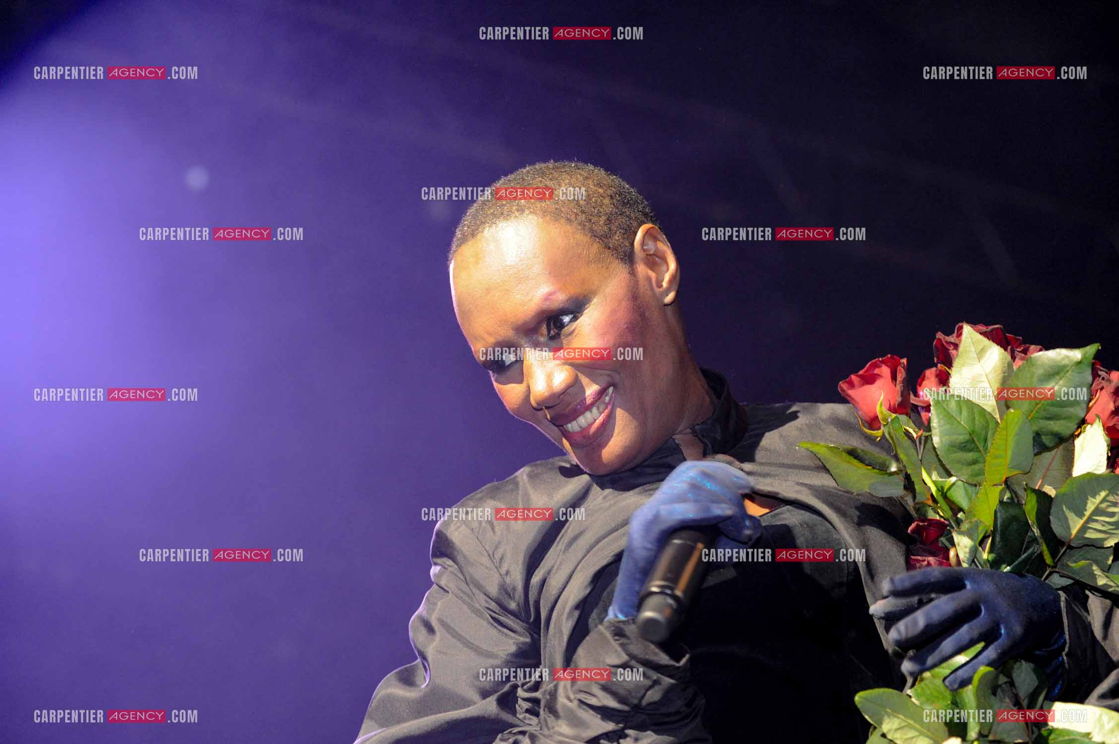 La chanteuse Grace Jones en concert au Grand Rex à Paris le 23 mars 2009.  ( Exclusif )