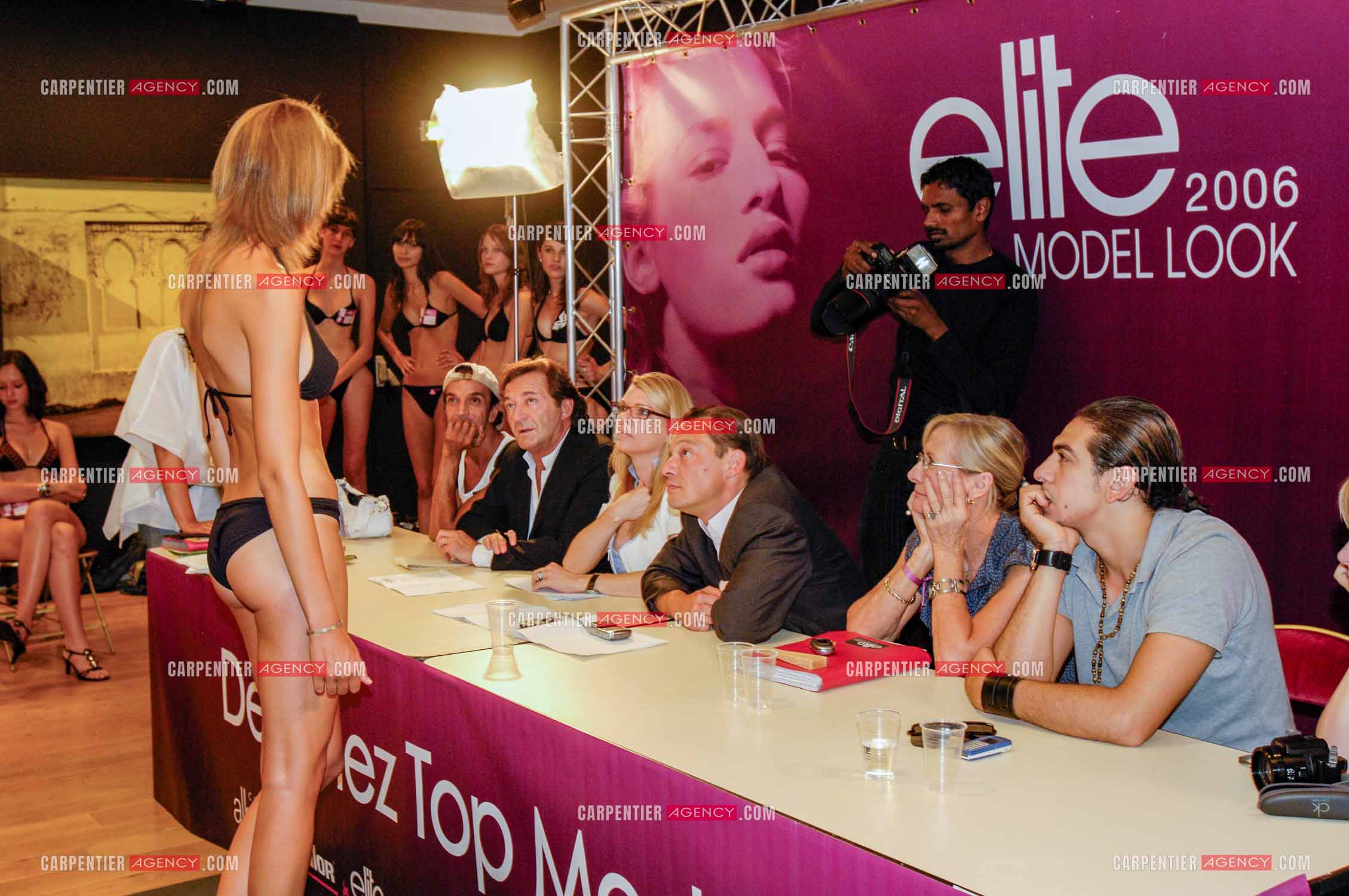 Premier casting sous le regard de Gérald Marie pour être sélectionné dans  l'agence Elite Model Look aux Galerie Lafayette à Paris en 2006.  ( Exclusif )