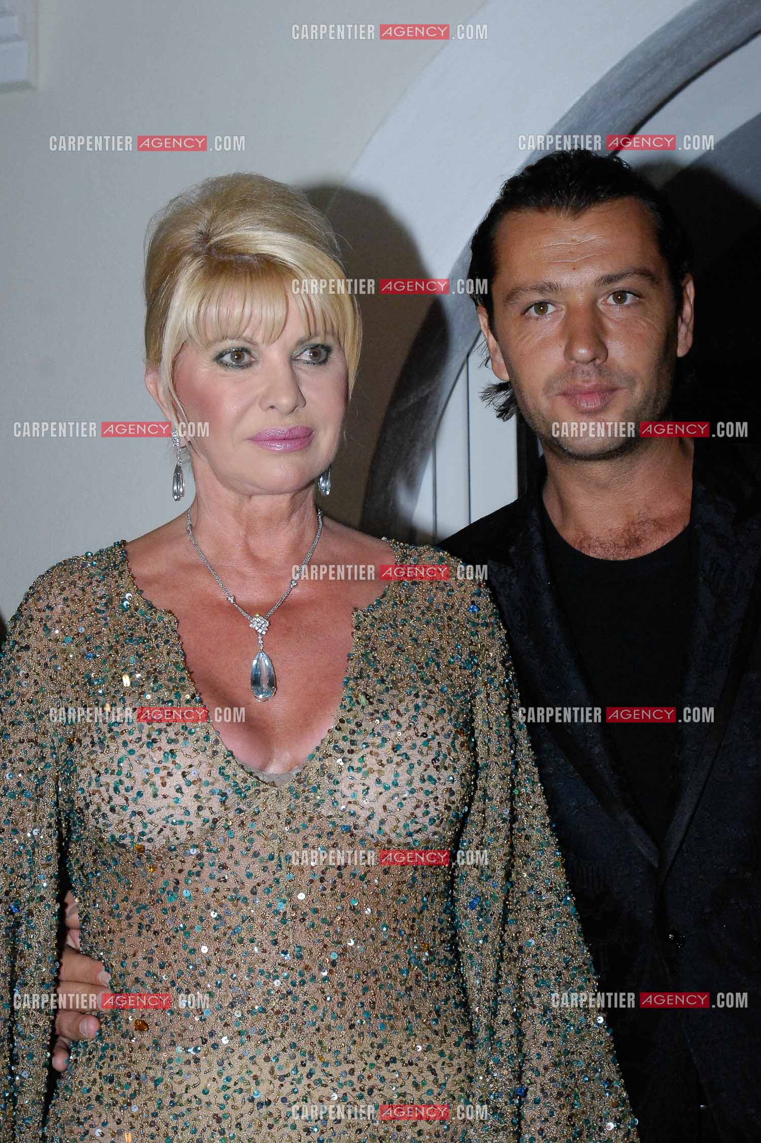 Ivana Trump et son mari Rossano Rubicondi lors d'une soirée à St Tropez en 2007.