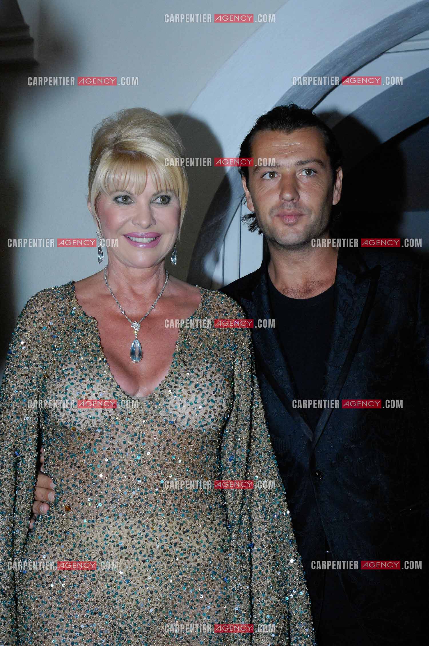 Ivana Trump et son mari Rossano Rubicondi lors d'une soirée à St Tropez en 2007.