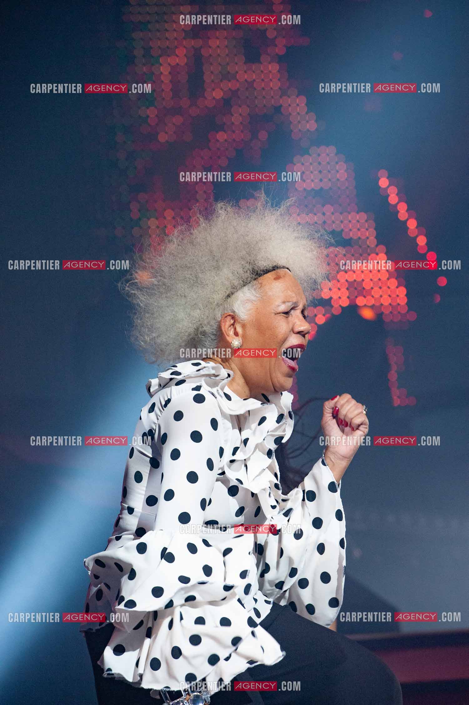 La chanteuse Loalwa Braz dite Kaoma connu pour son tube “ La Lambada “ dans la tournée RFM LOVE 80 au Zénith de Paris en 2010.      ( Exclusif )