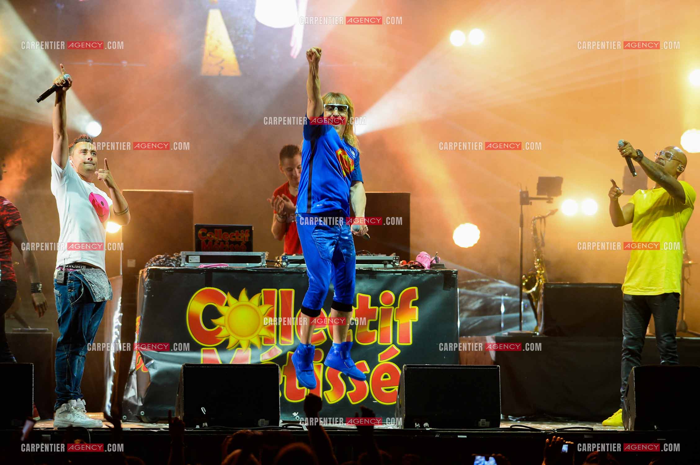 Le groupe COLLECTIF METiSSE en concert à Trélazé en 2016.