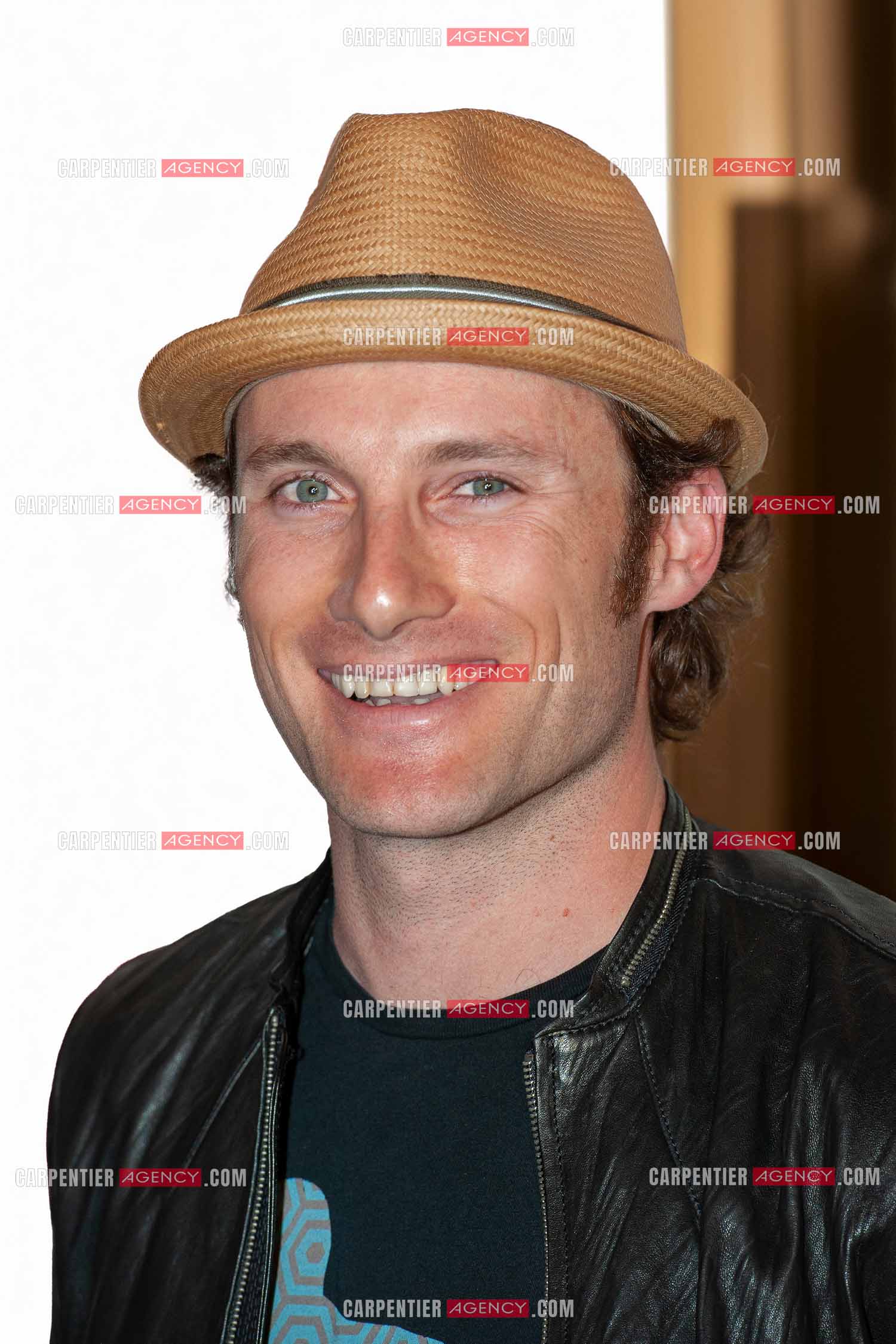 Christopher Stills, le fils de la chanteuse Véronique Sanson.    ( Exclusif )