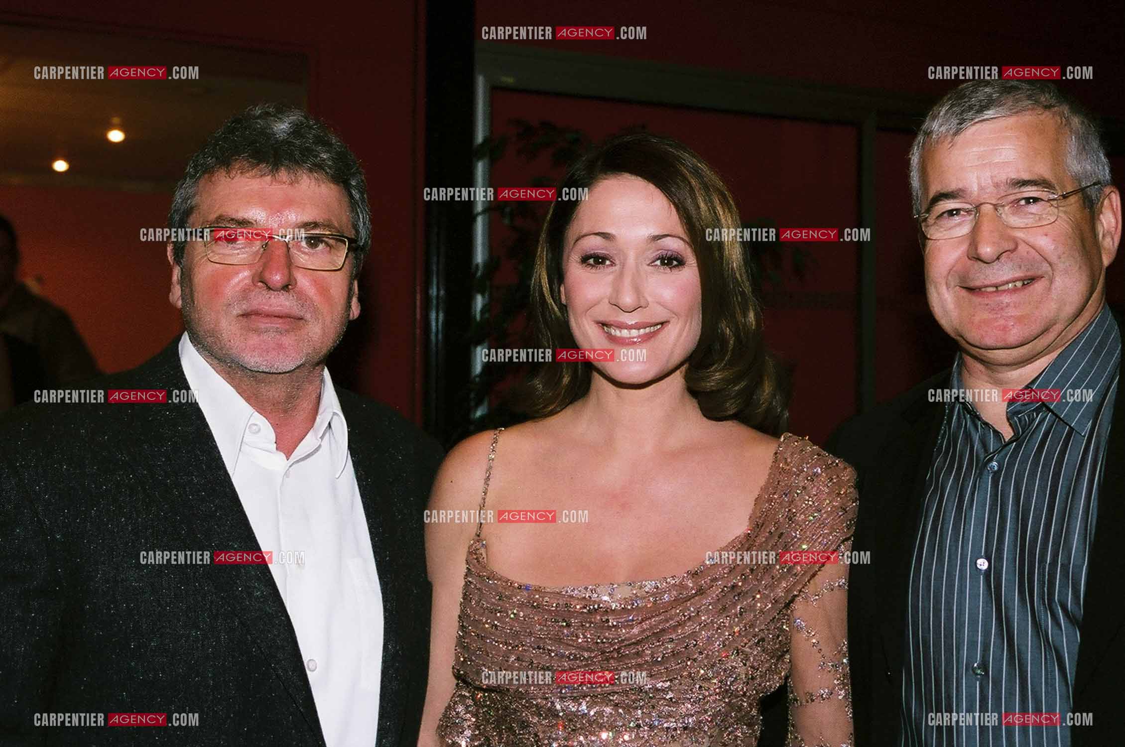 L'animatrice Daniéla Lumbroso entre les deux directeurs du Zénith de Paris Daniel Karavec et Daniel Colling. (Exclusif )