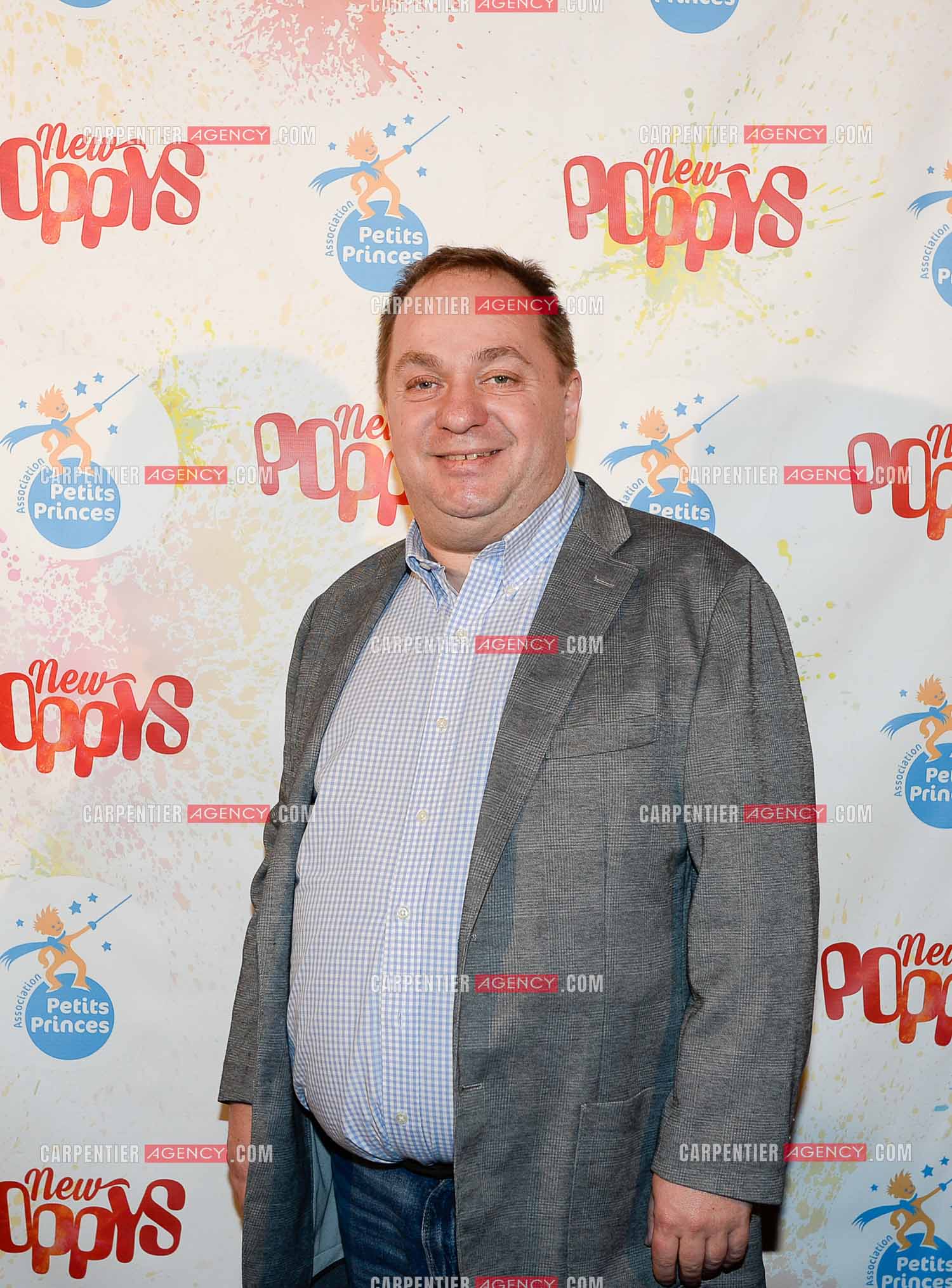 Olivier Kaefer créateur de la formation Stars 80.        ( Exclusif )