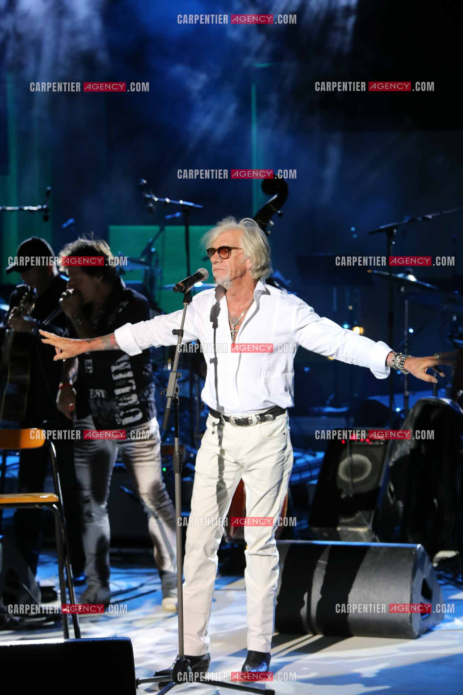 Concert hommage a Johnny Hallyday avec ses anciens musiciens au théâtre de verdure a Ramatuelle en 2018. Le chanteur Pierre Billon.  ( Exclusif )