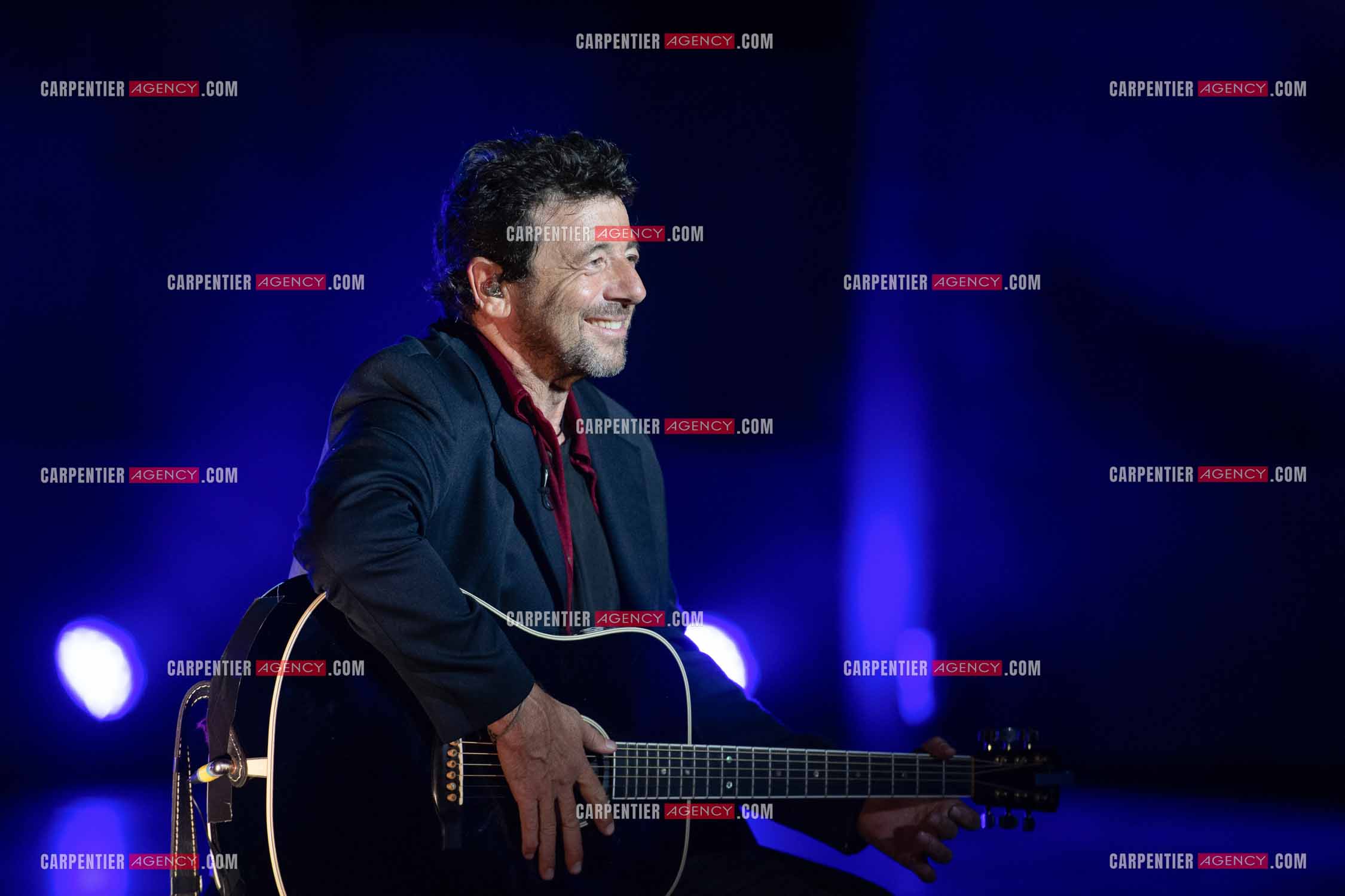 Le chanteur Patrick Bruel lors de son concert en acoustique au Théâtre de Verdure de Ramatuelle pour l'ouverture du festival 2022.     ( Exclusif )