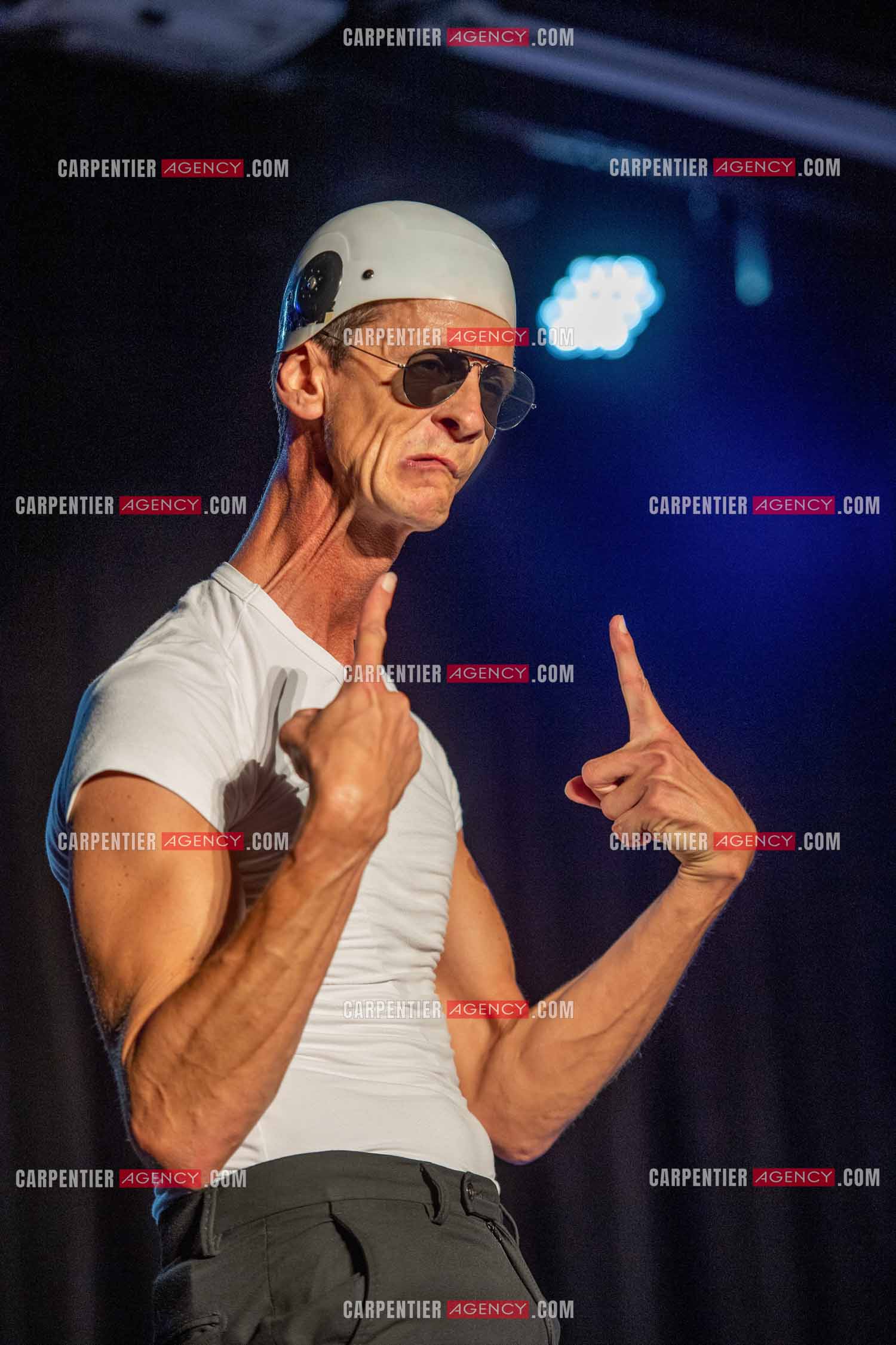 COTTET-MOINE Patrik l'humoriste visuel au théâtre Daudet de Six Fours les Plages.   ( Exclusif )