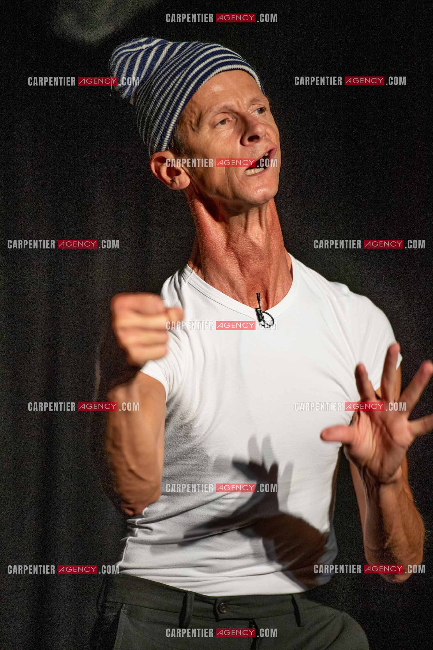 COTTET-MOINE Patrik l'humoriste visuel au théâtre Daudet de Six Fours les Plages.   ( Exclusif )
