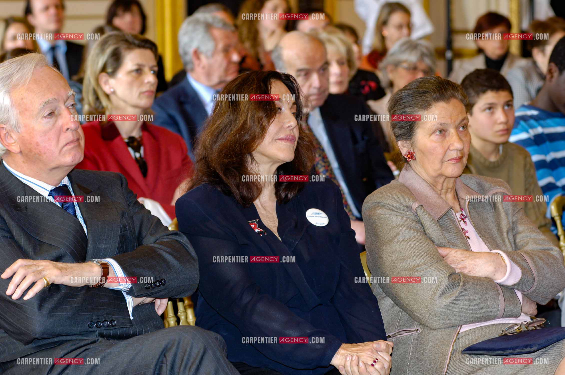 Journée mondiale des orphelins du sida présidée par Madame Simone Veil et Madame Albina du Boisrouvray.          ( Exclusif )