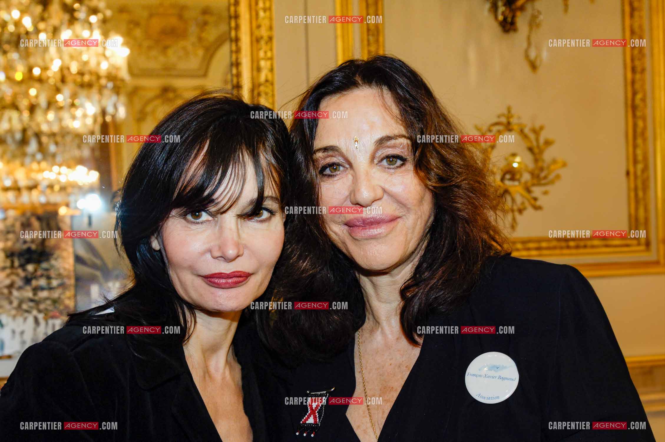 Journée mondiale des orphelins du sida présidée par Madame Simone Veil et Madame Albina du Boisrouvray. L'actrice Evelyne Bouix et Madame Albina du Boisrouvray.         ( Exclusif )
