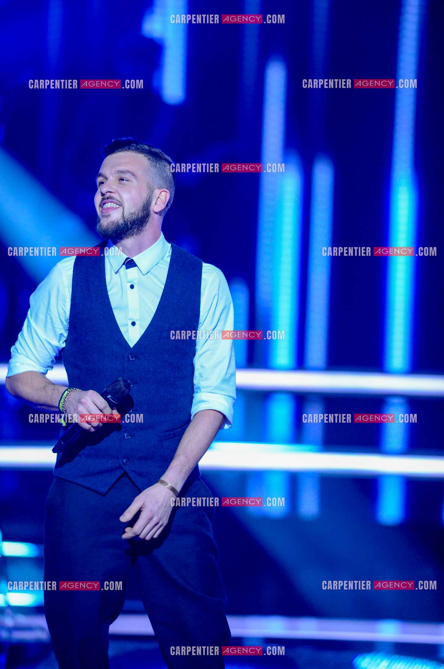 Émission The Voice Saison 5. Enregistrement des Battles du 5 au 17 Déc 2015. Le candidat Claudio Capéo.  ( Exclusif )