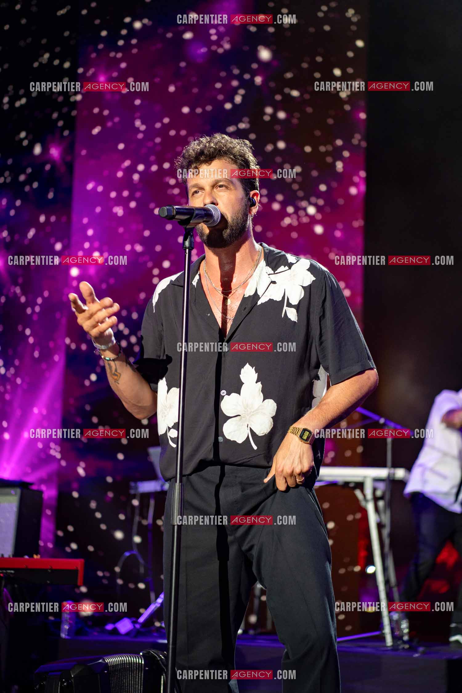 Le chanteur Claudio Capéo en concert à Montpellier.  ( Exclusif )