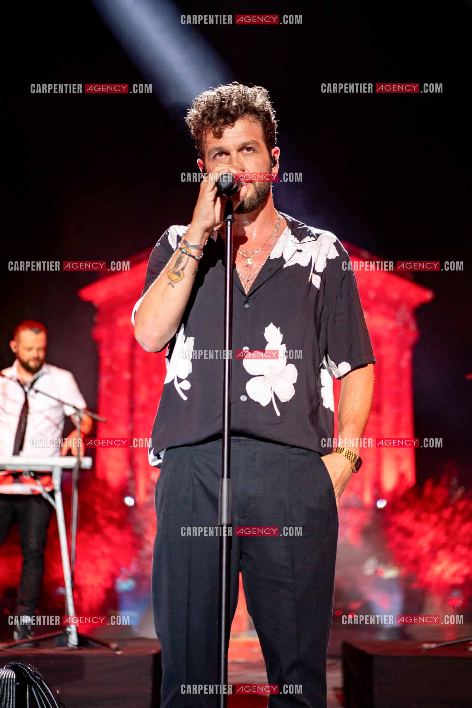 Le chanteur Claudio Capéo en concert à Montpellier.  ( Exclusif )