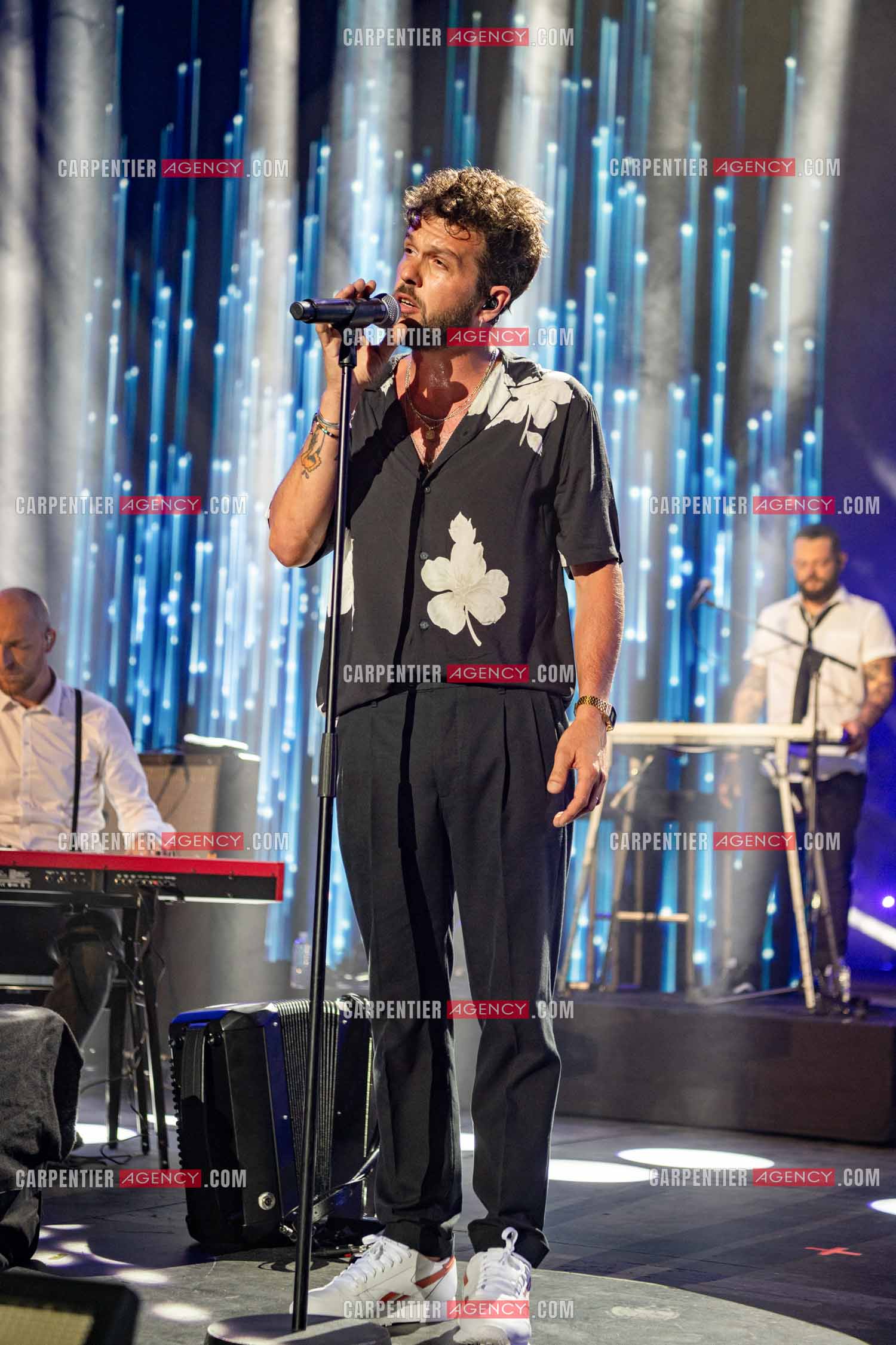 Le chanteur Claudio Capéo en concert à Montpellier.  ( Exclusif )