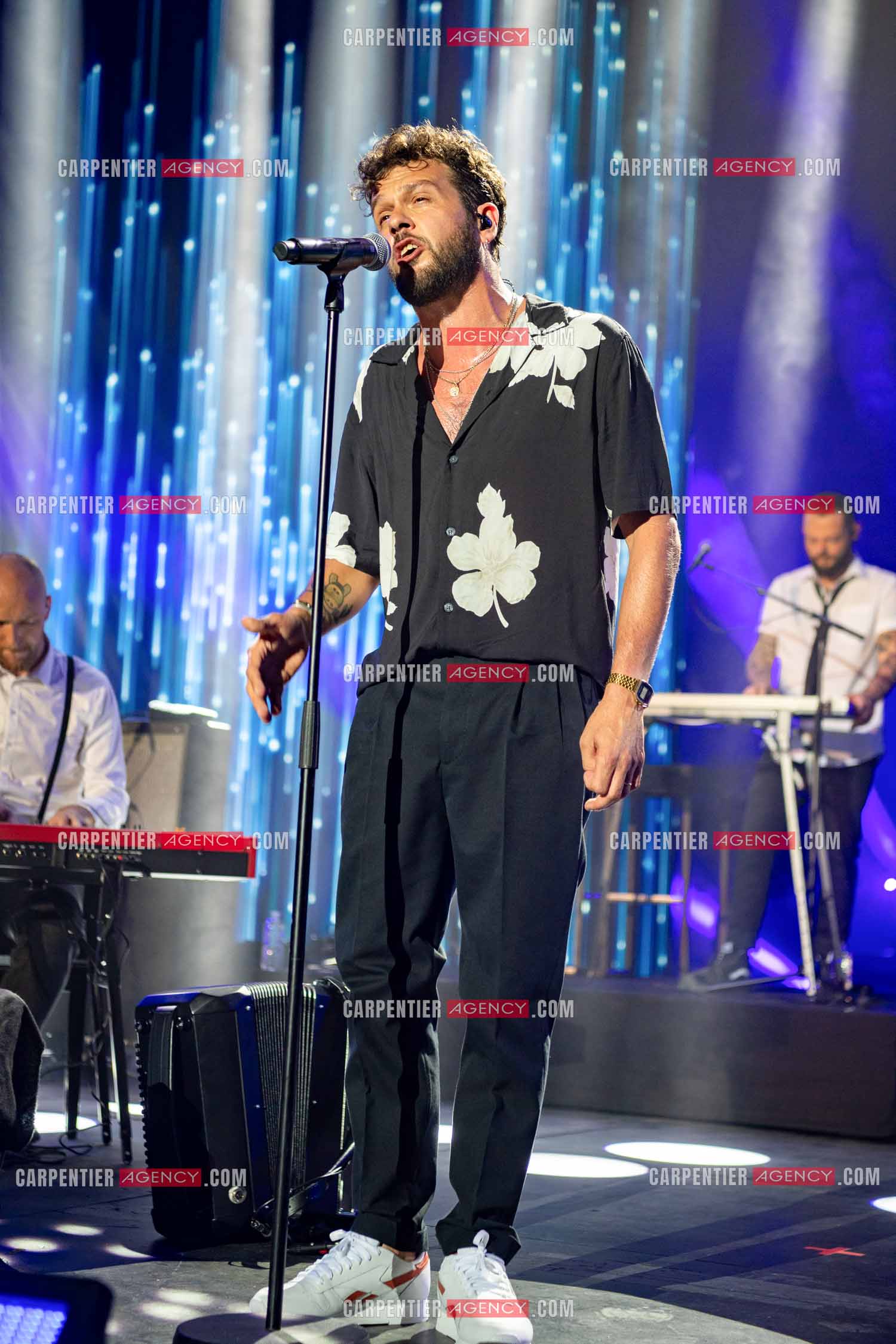 Le chanteur Claudio Capéo en concert à Montpellier.  ( Exclusif )