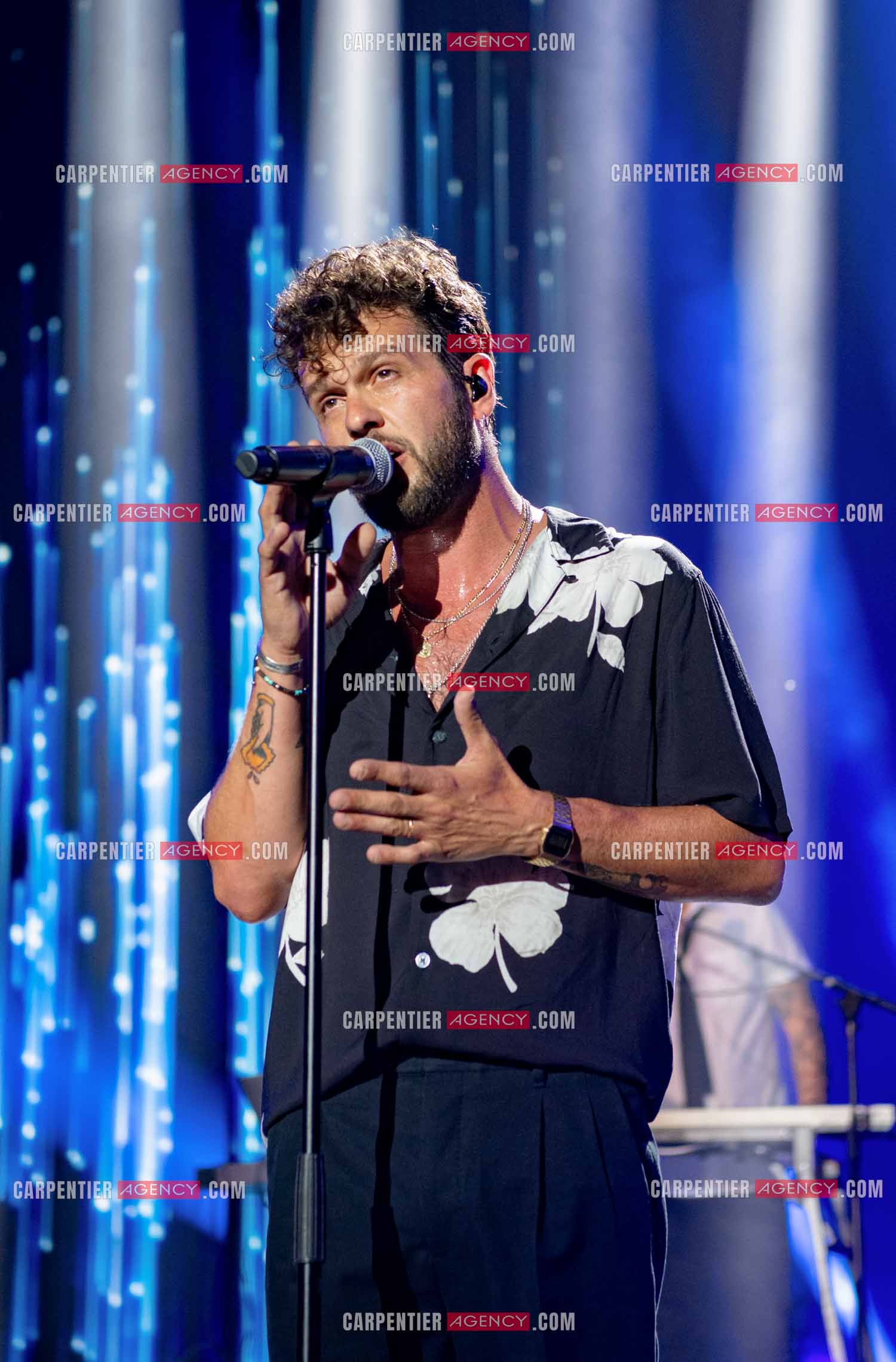 Le chanteur Claudio Capéo en concert à Montpellier.  ( Exclusif )