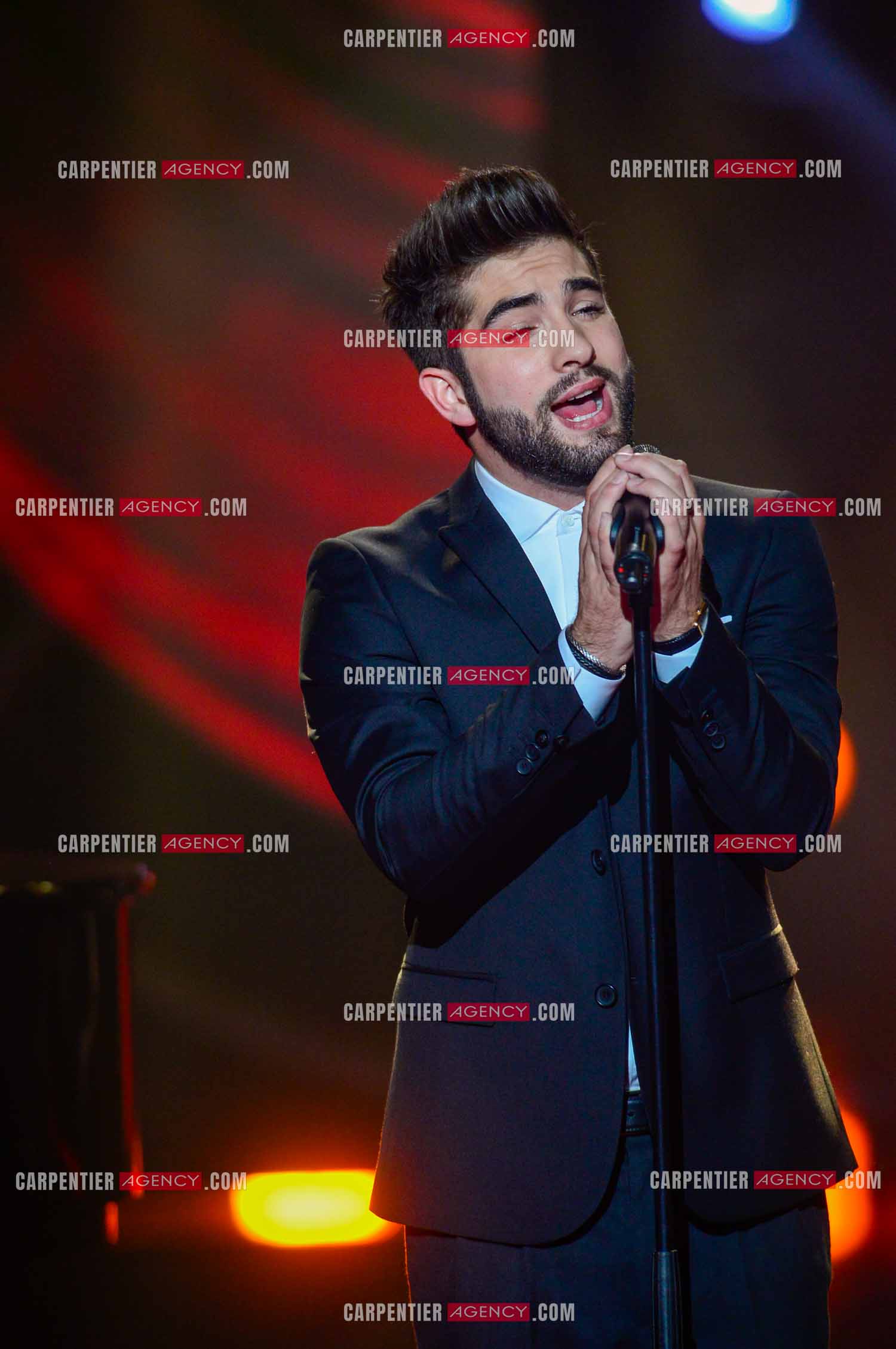 Le chanteur Kendji Girac invité pour la promo de son album sur le plateau de The Voice.  ( Exclusif )