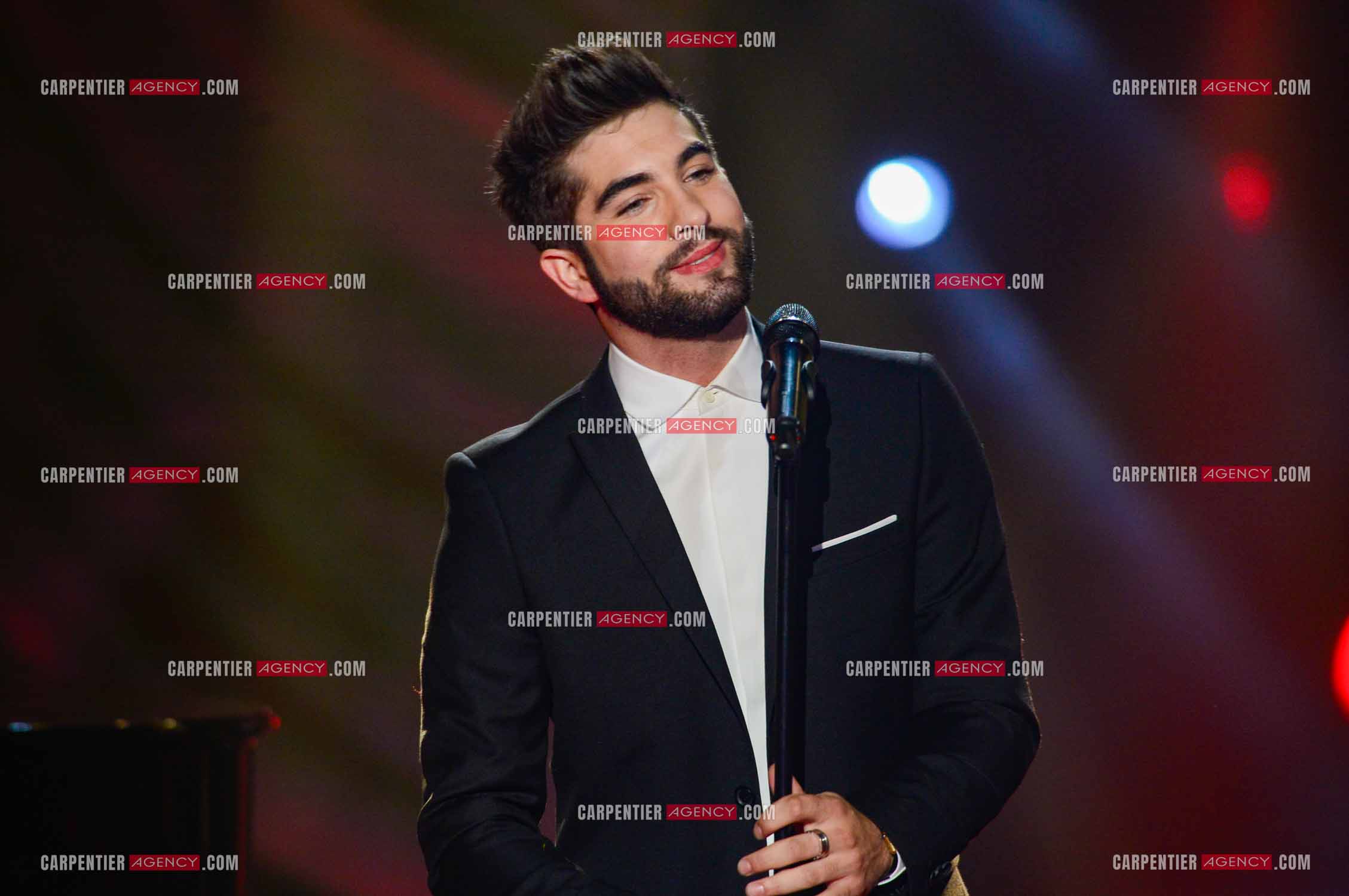 Le chanteur Kendji Girac invité pour la promo de son album sur le plateau de The Voice.  ( Exclusif )