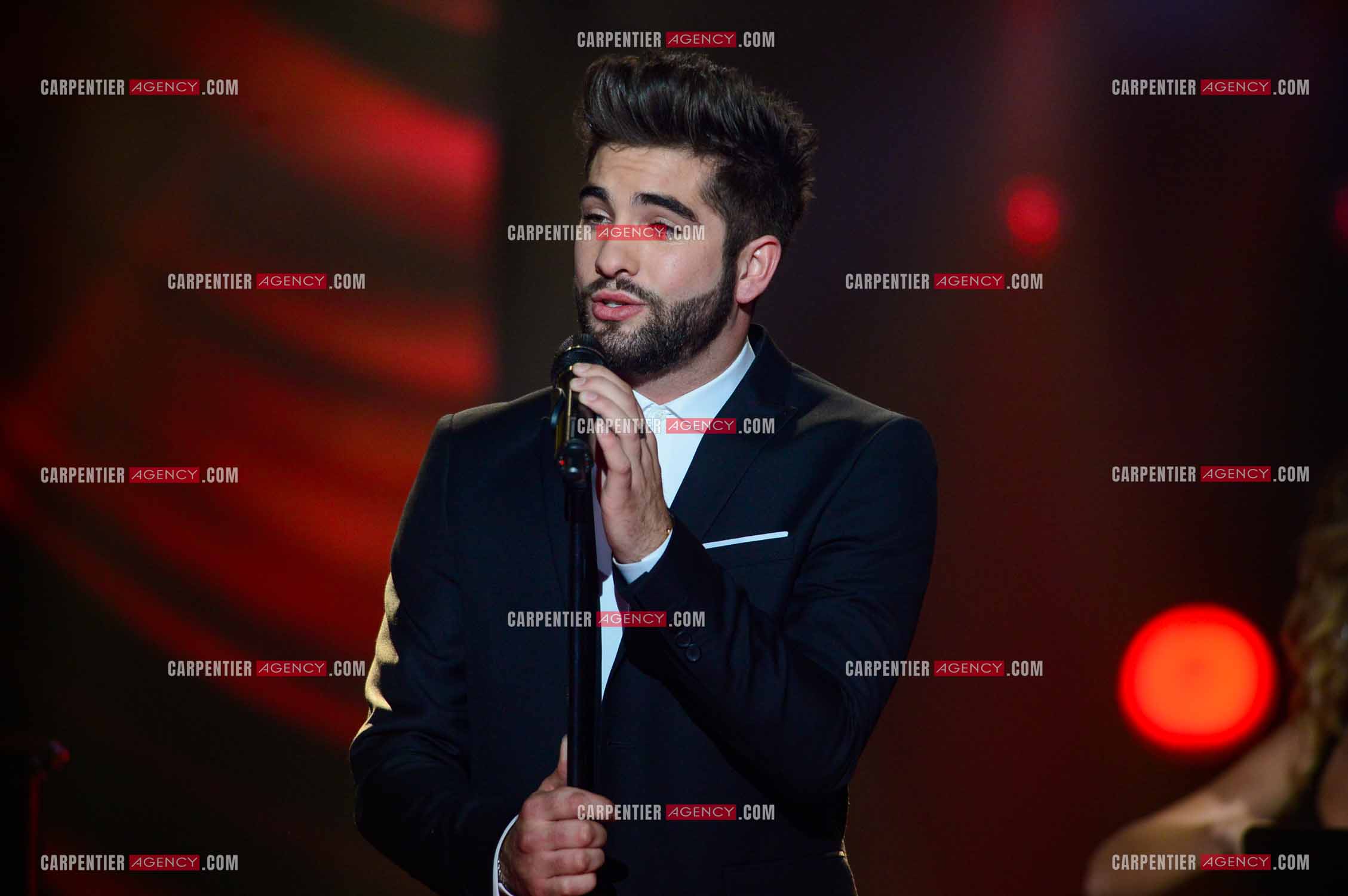 Le chanteur Kendji Girac invité pour la promo de son album sur le plateau de The Voice.  ( Exclusif )