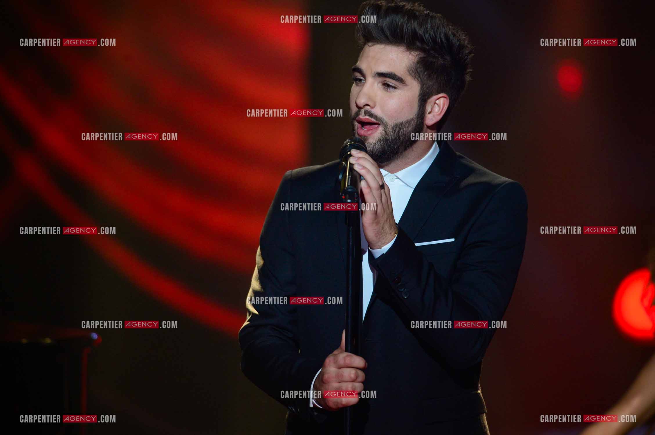Le chanteur Kendji Girac invité pour la promo de son album sur le plateau de The Voice.  ( Exclusif )
