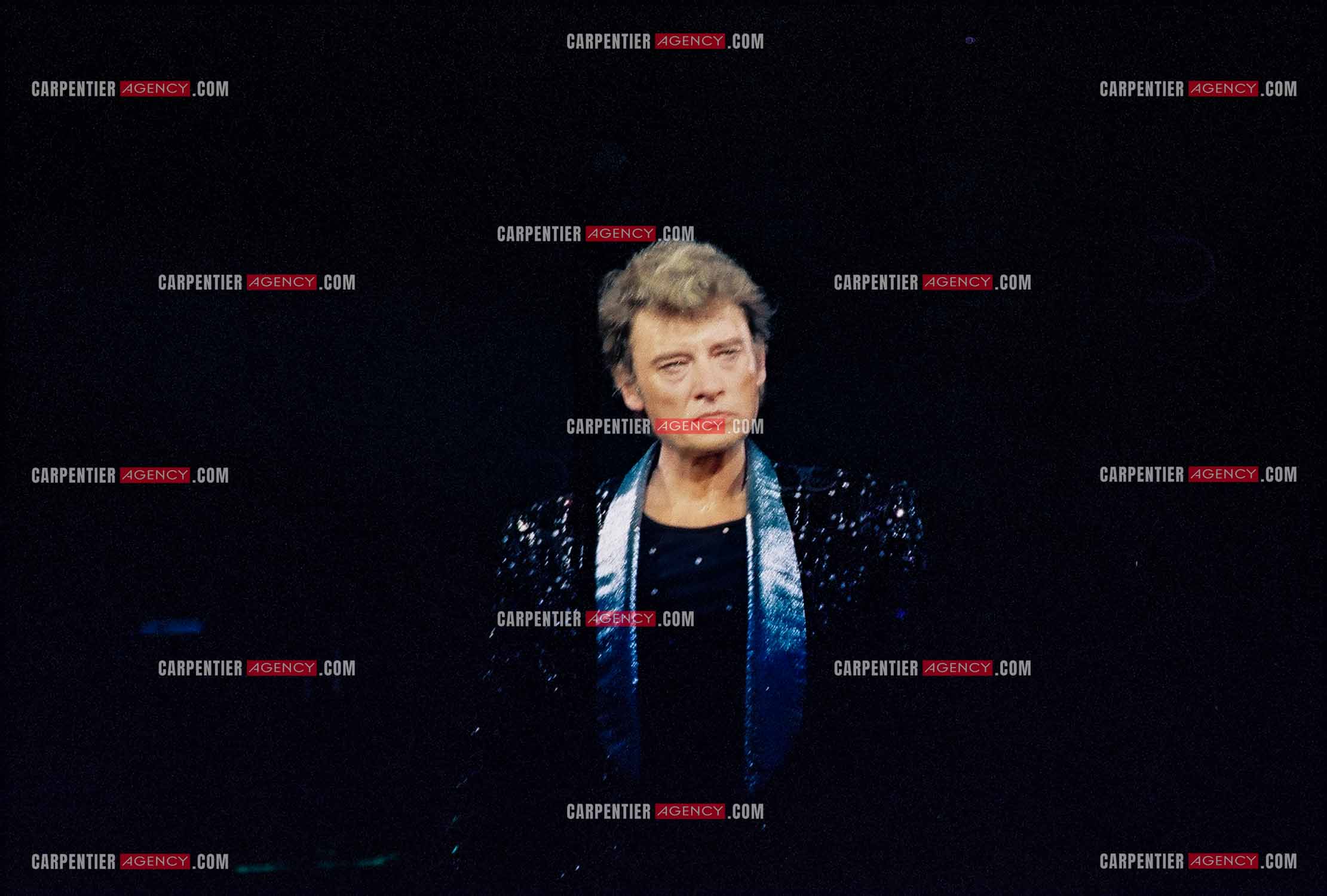 Le chanteur Johnny Hallyday en concert au Zénith de Paris du 26 octobre 1984 au 8 janvier 1985. ( Exclusif )