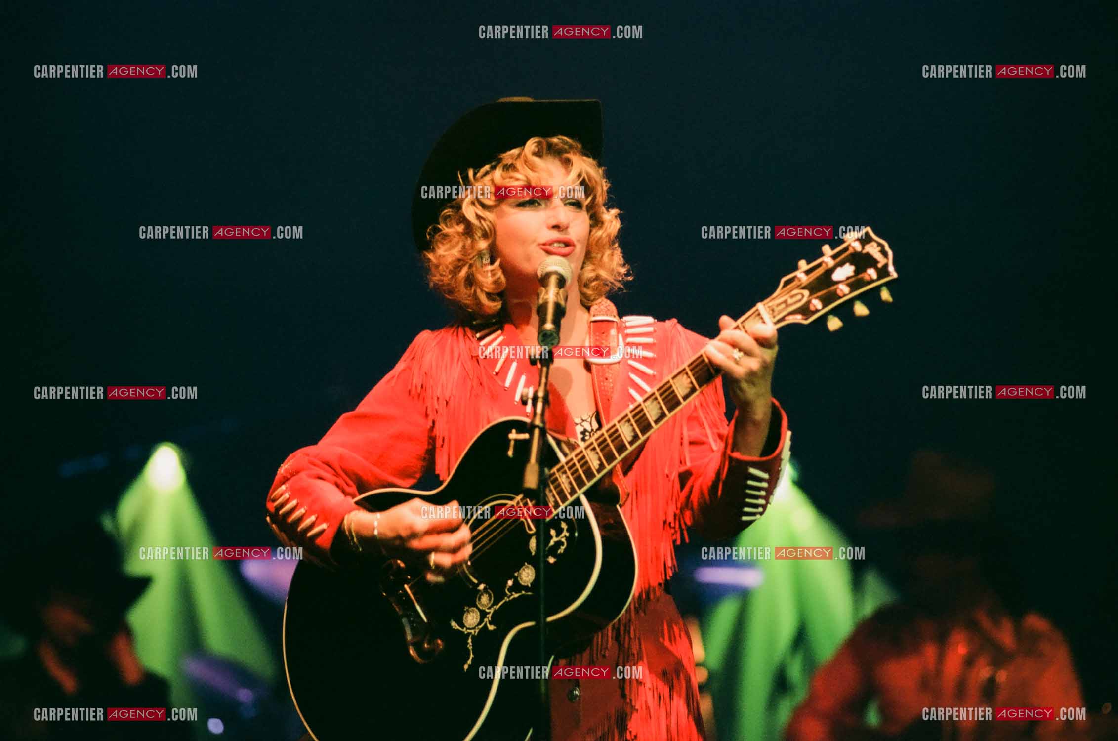 La chanteuse Jeane Manson en concert Country Girl au Casino de Paris.  ( Exclusif )