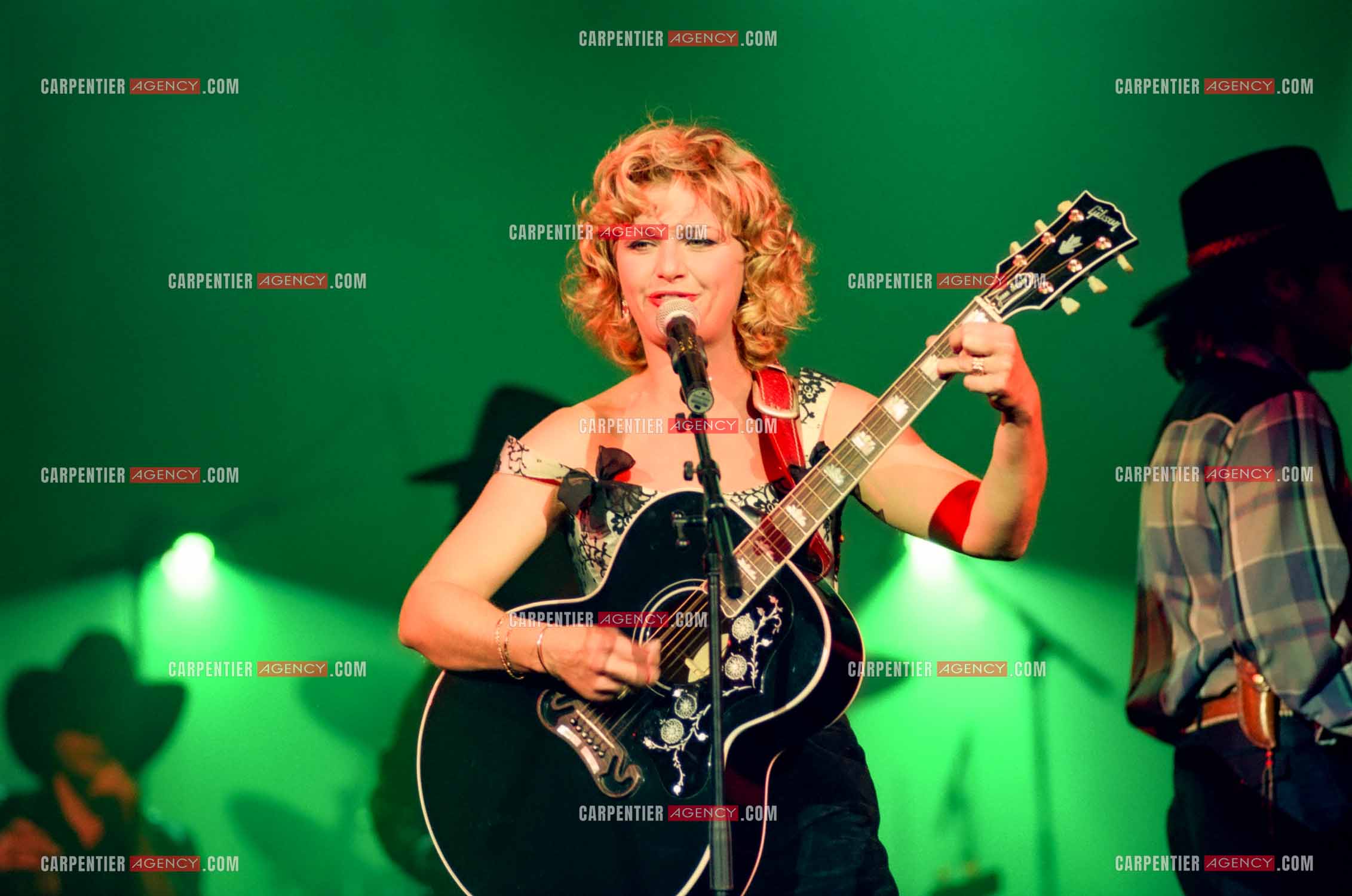 La chanteuse Jeane Manson en concert Country Girl au Casino de Paris.  ( Exclusif )