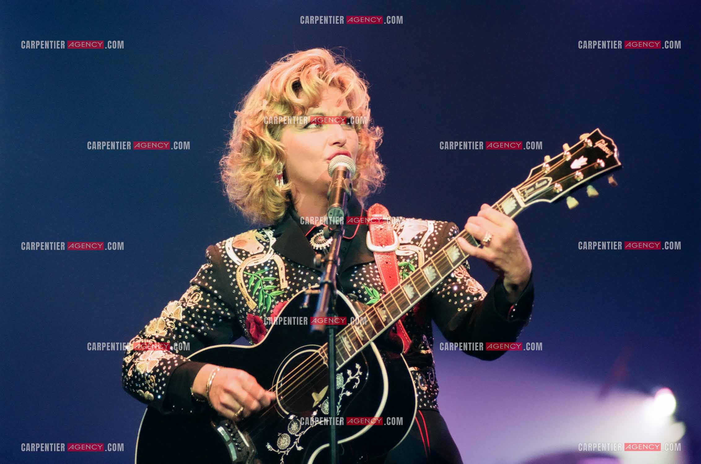 La chanteuse Jeane Manson en concert Country Girl au Casino de Paris.  ( Exclusif )