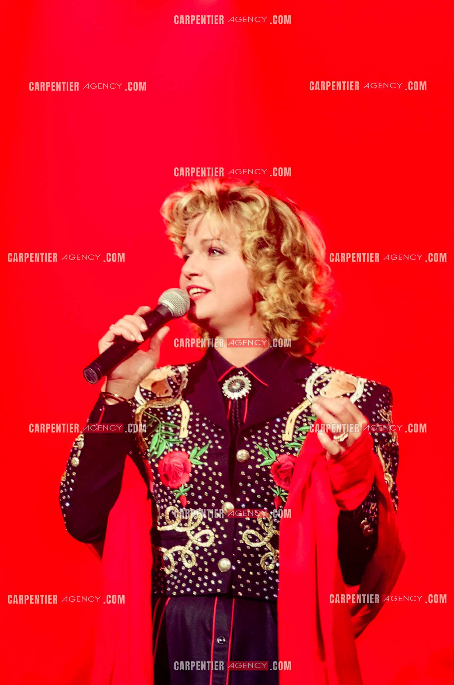 La chanteuse Jeane Manson en concert Country Girl au Casino de Paris.  ( Exclusif )