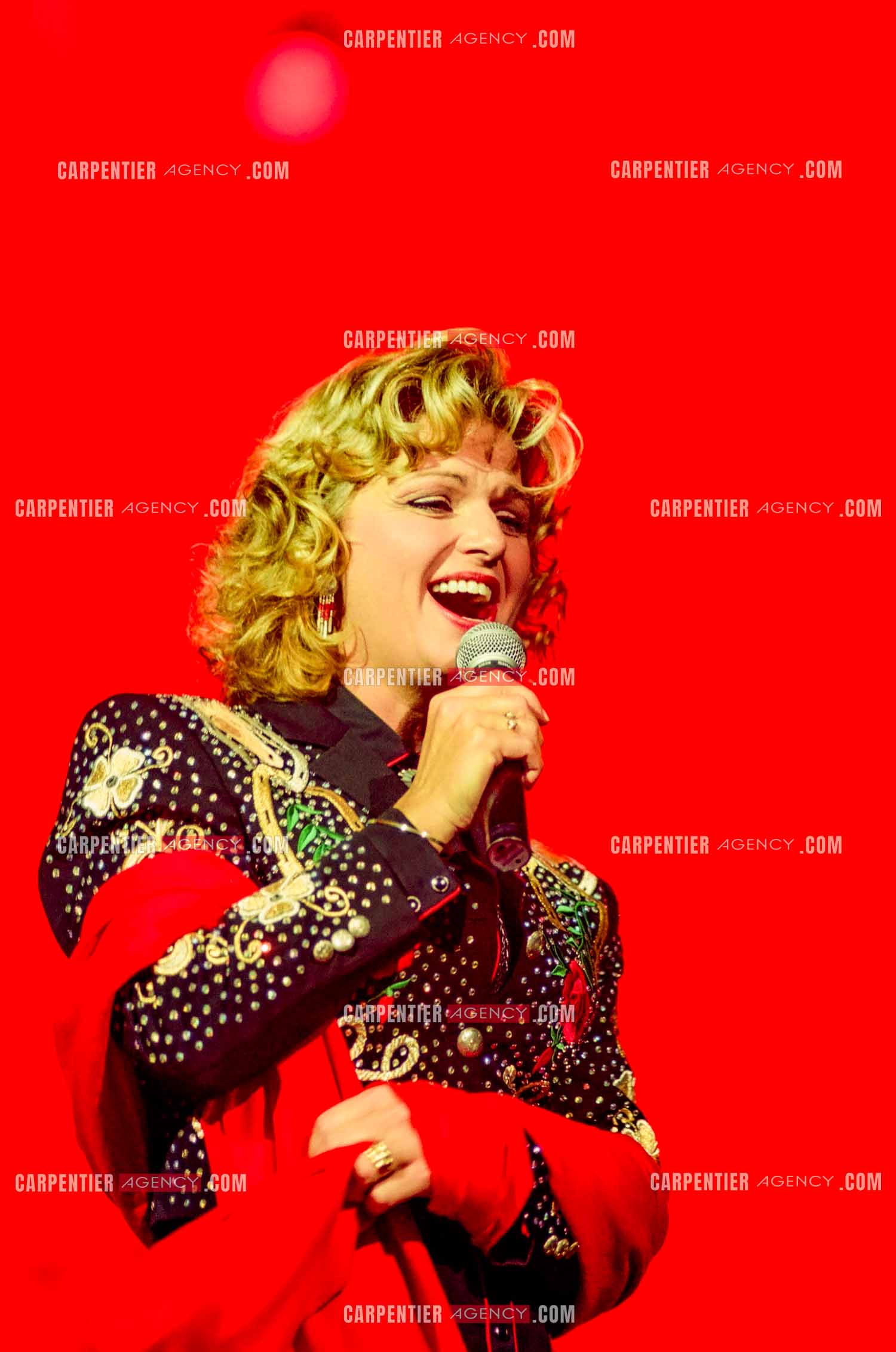 La chanteuse Jeane Manson en concert Country Girl au Casino de Paris.  ( Exclusif )