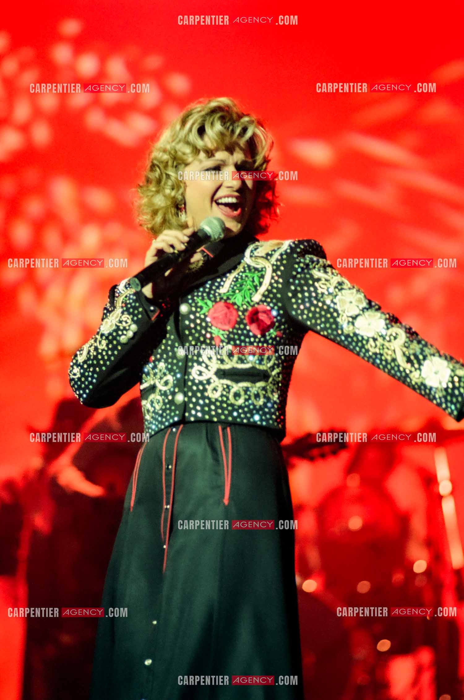 La chanteuse Jeane Manson en concert Country Girl au Casino de Paris.  ( Exclusif )