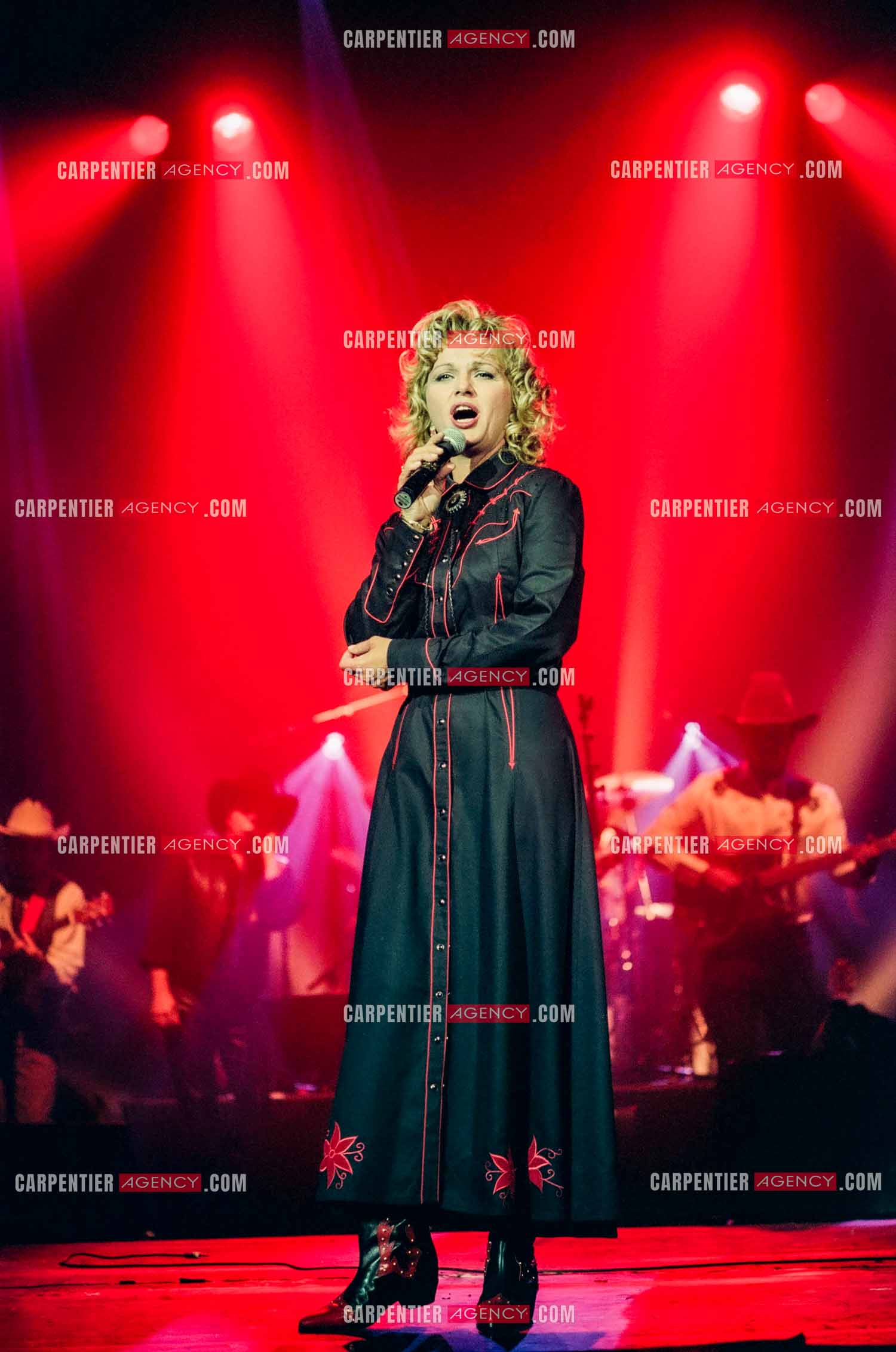 La chanteuse Jeane Manson en concert Country Girl au Casino de Paris.  ( Exclusif )