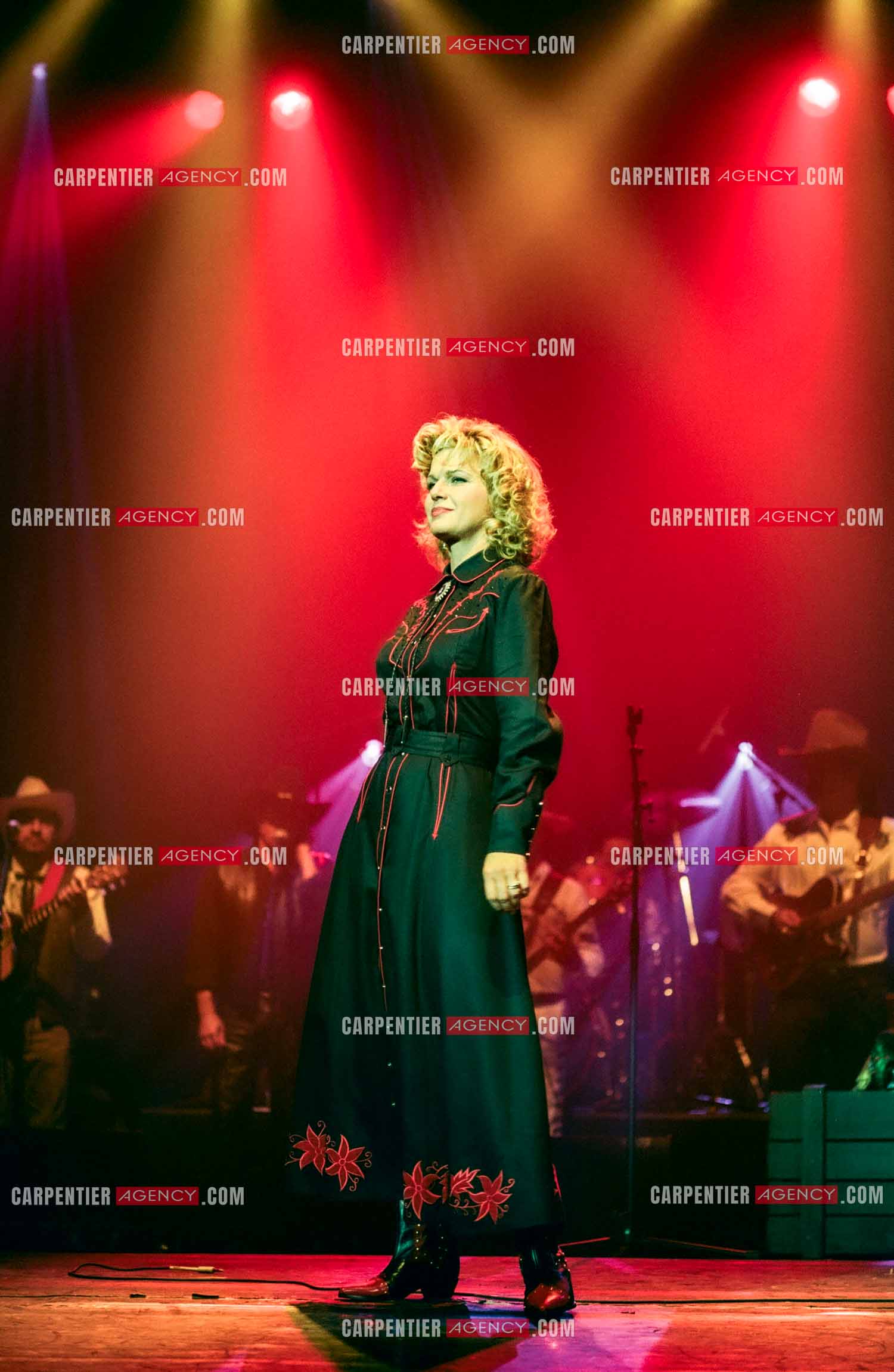 La chanteuse Jeane Manson en concert Country Girl au Casino de Paris.  ( Exclusif )