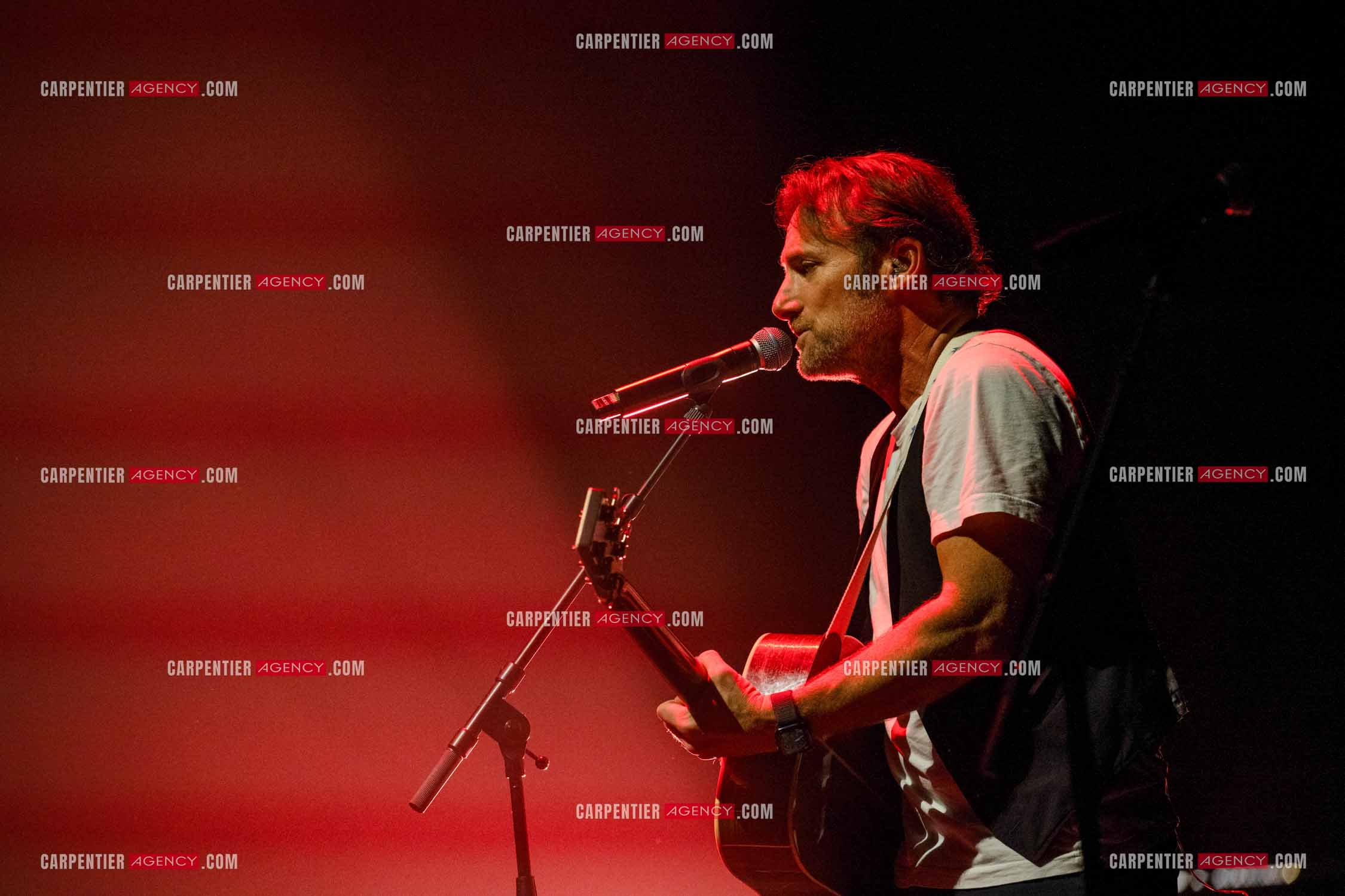 Le chanteur Christopher Stills, fils de Stephen Stills et de Véronique Sanson assurant la première partie des trois concerts à la Seine Musicale de sa mère la chanteuse Véronique Sanson.  ( Exclusif )