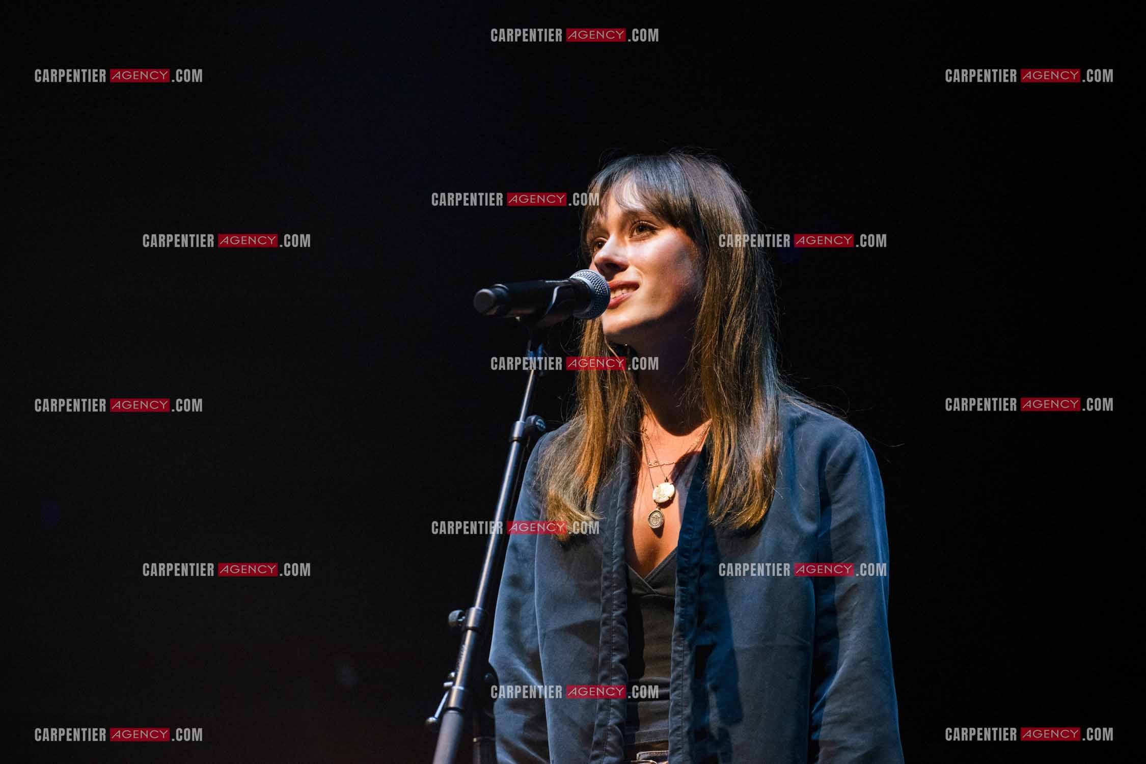Le chanteur Christopher Stills, fils de Stephen Stills et de Véronique Sanson assurant la première partie des trois concerts à la Seine Musicale de sa mère la chanteuse Véronique Sanson.  ( Exclusif )