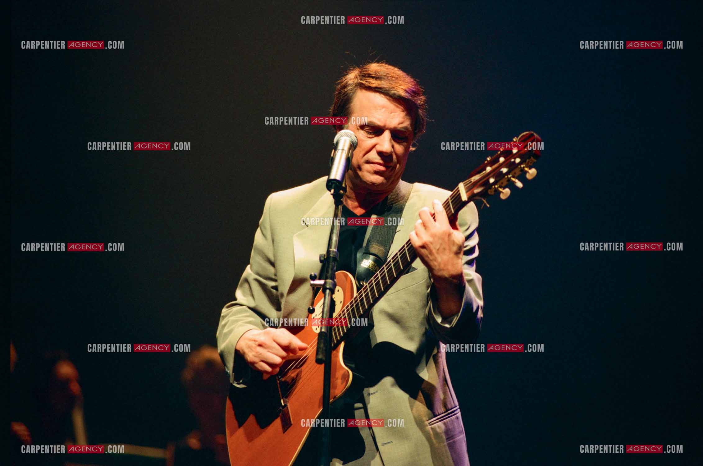 Le chanteur Salvatore Adamo en concert.  ( Exclusif )