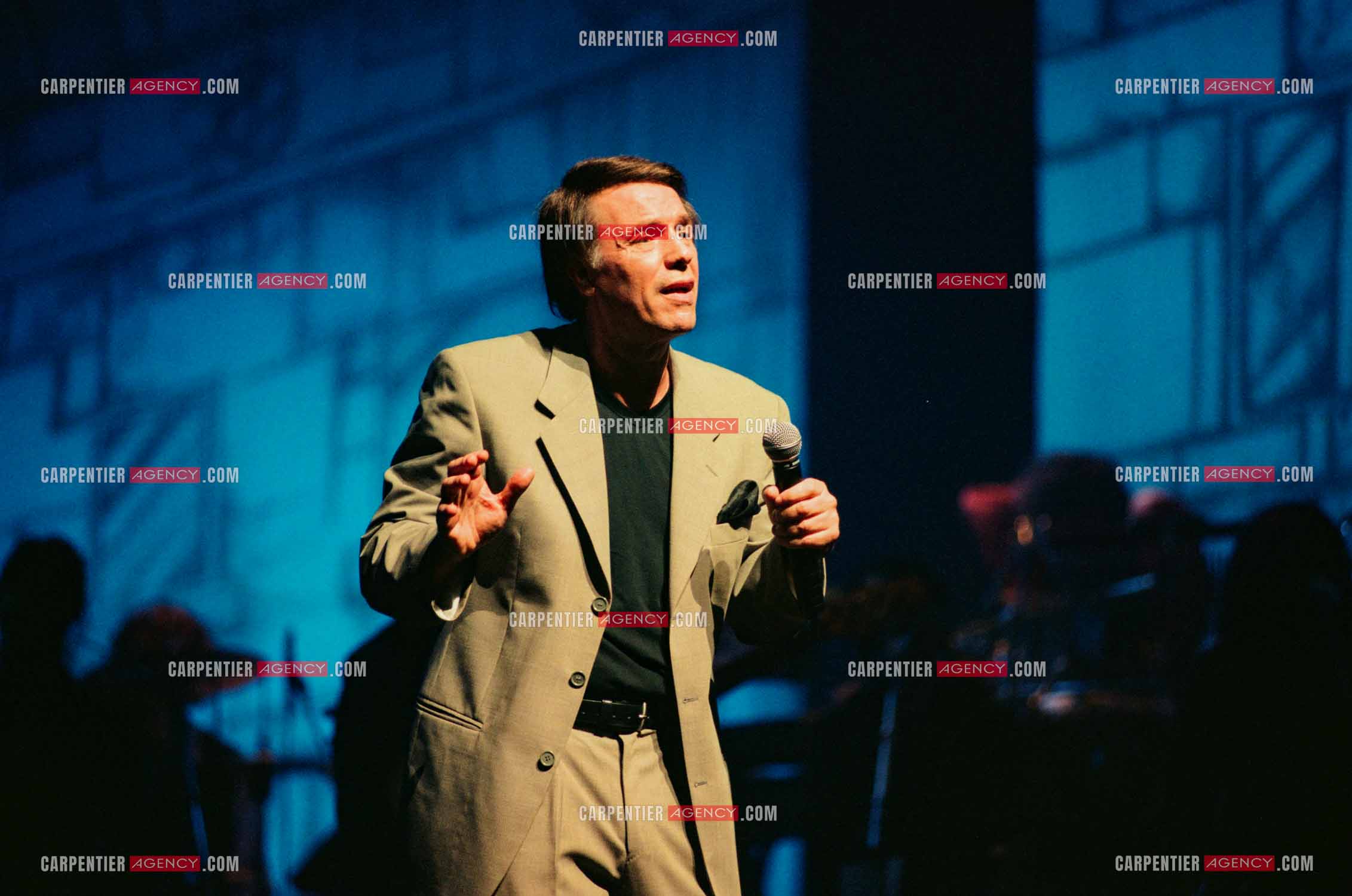 Le chanteur Salvatore Adamo en concert.  ( Exclusif )