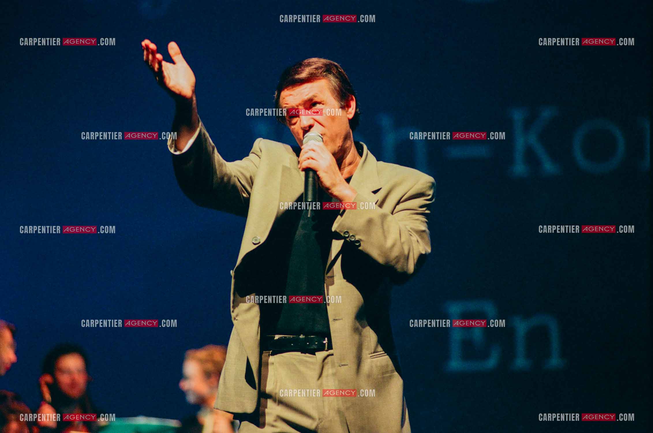 Le chanteur Salvatore Adamo en concert.  ( Exclusif )