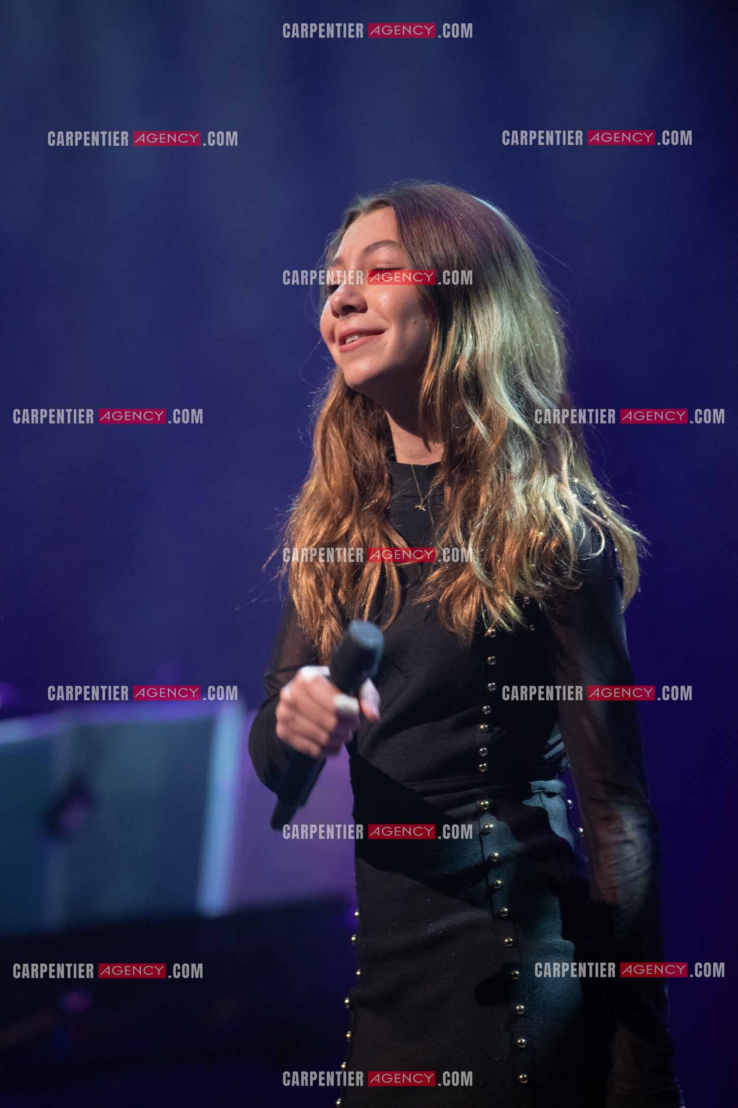 Malena Alagna lors d'un récital ensoleillé de chansons italiennes dans un écrin purement acoustique a Auriol.  ( Exclusif )