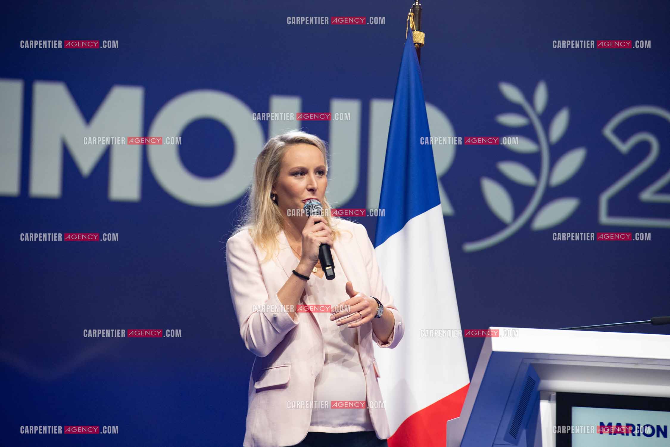 Meeting à Toulon du candidat à la présidentielle Eric Zemmour. La députée Marion Maréchal Le Pen.