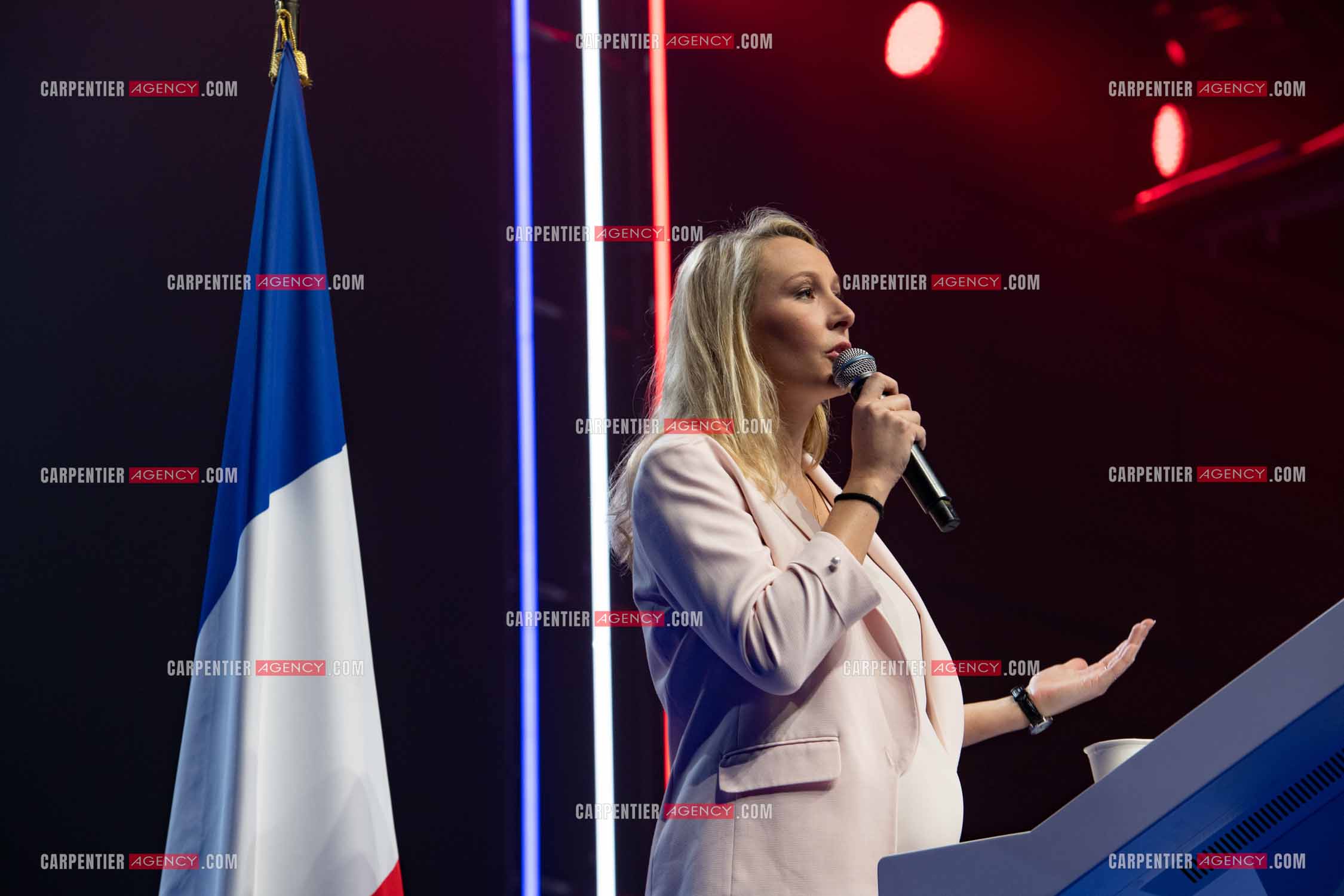 Meeting à Toulon du candidat à la présidentielle Eric Zemmour. La députée Marion Maréchal Le Pen.