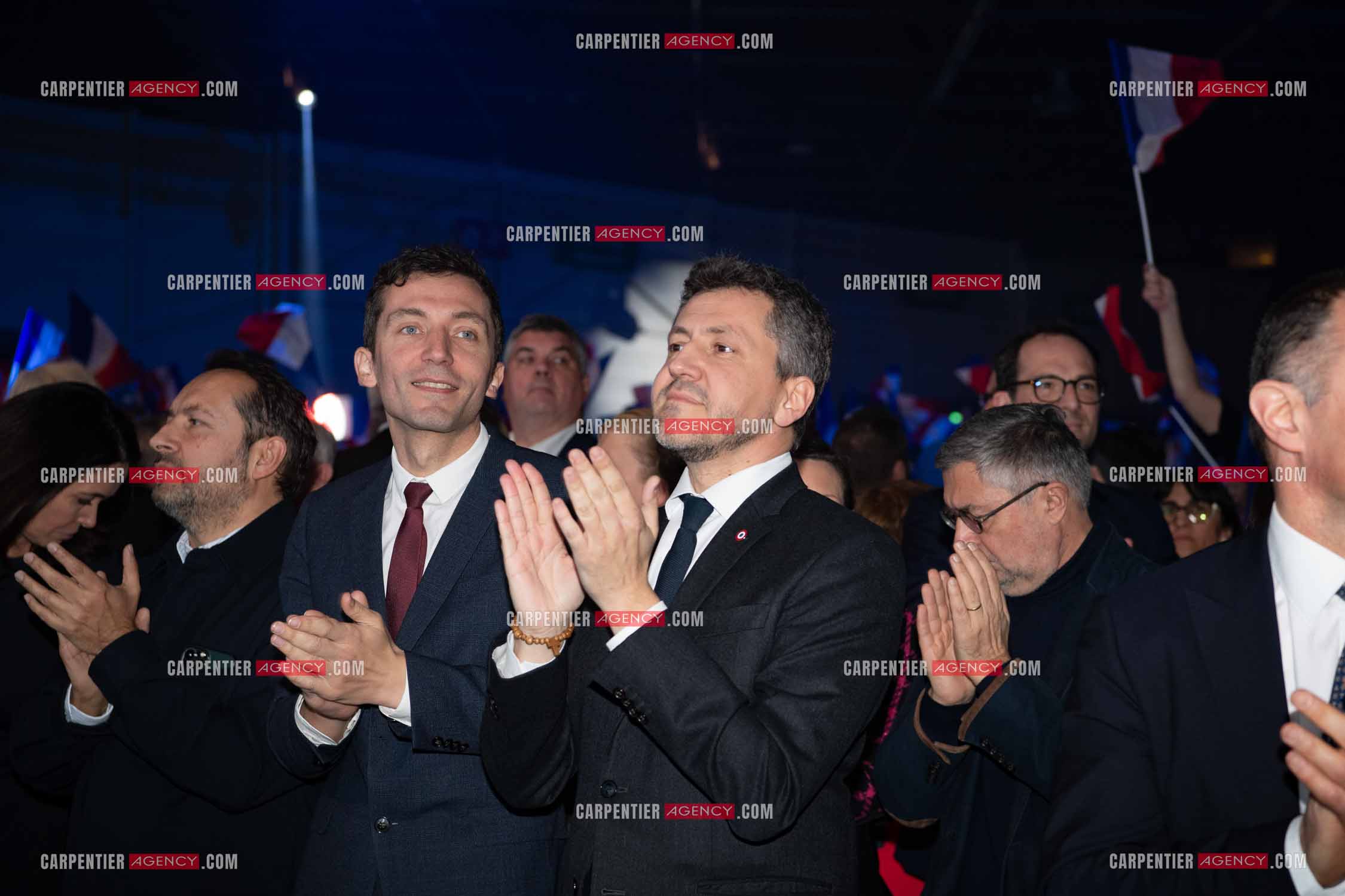 Le président du Rassemblement National Jordan Bardella et Marine Le Pen devant plus de 6000 personnes au parc Chanot à Marseille pour le début de la campagne des élections européennes 2024. Franck Allisio, le député de la 12e circonscription des Bouches-du-Rhône.
